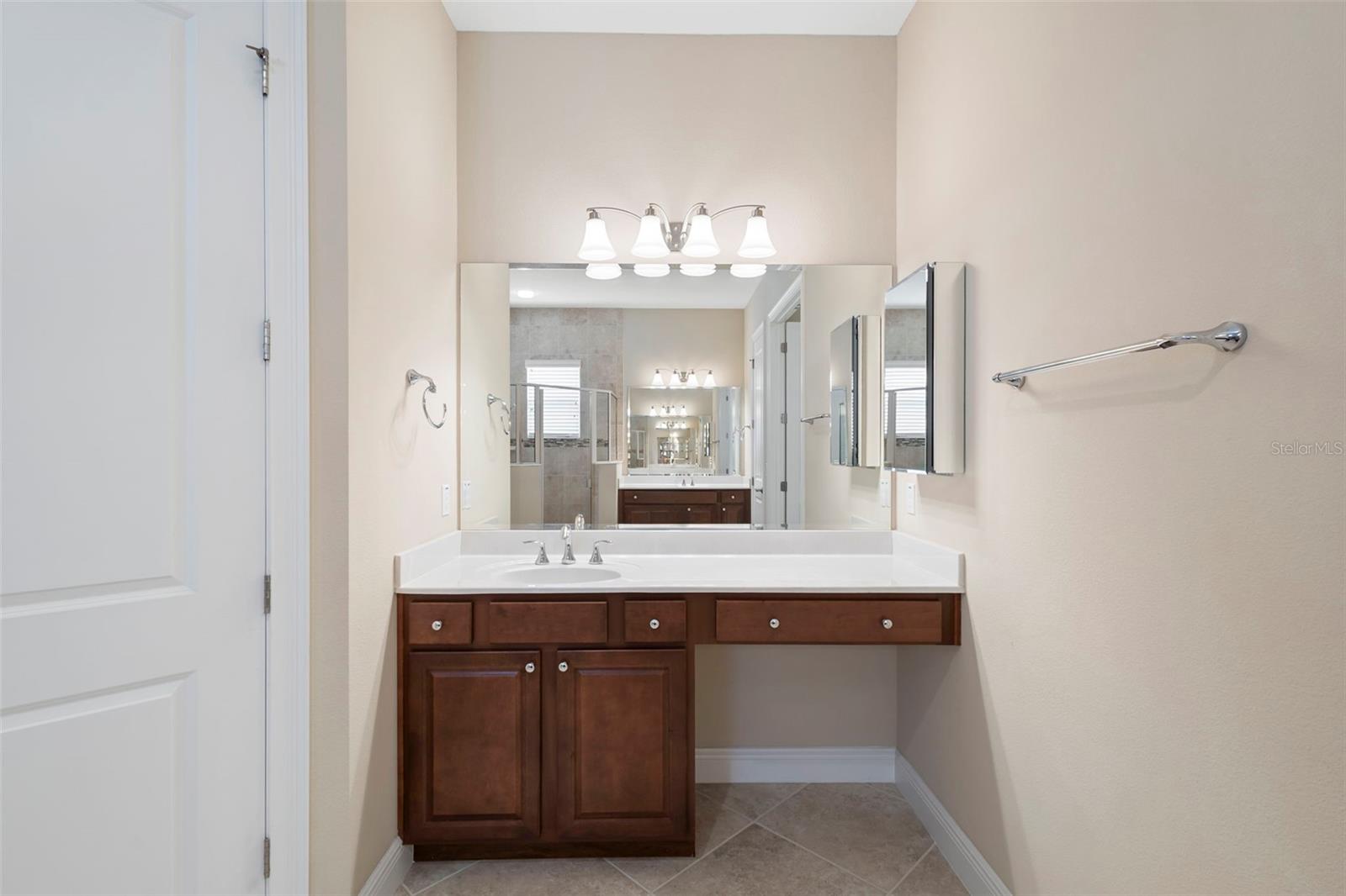 Image 30 of 51 For 108 Bedford Court