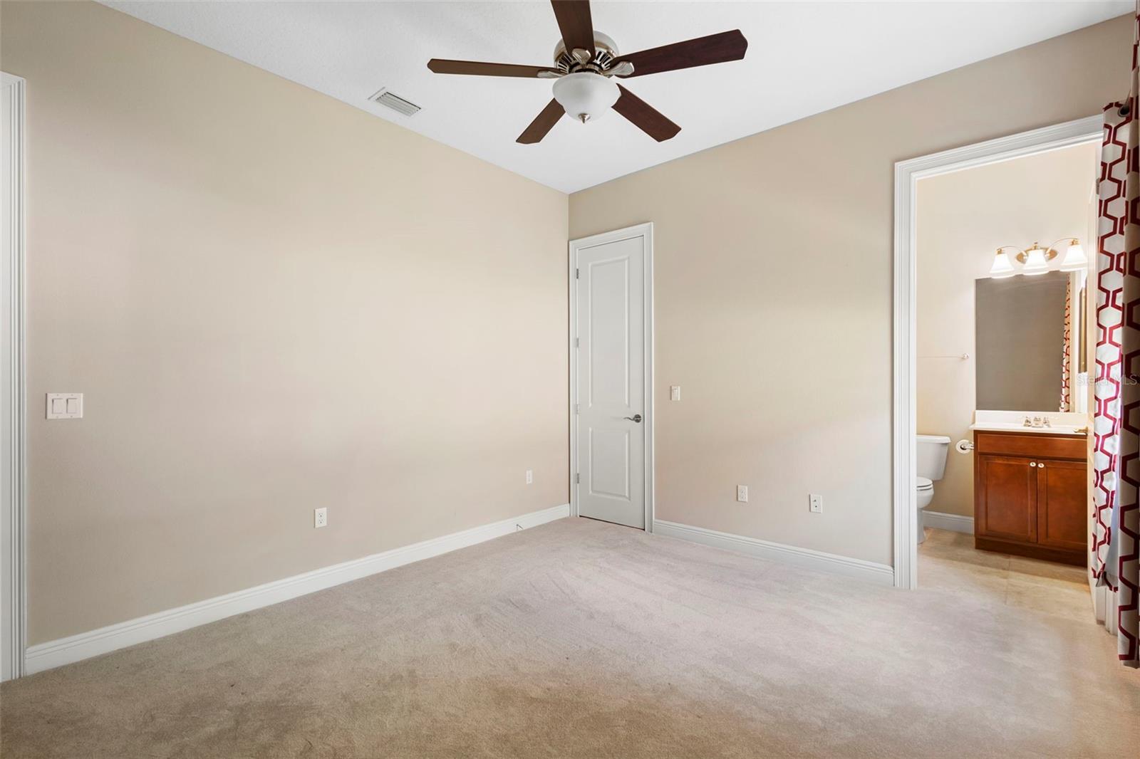 Image 38 of 51 For 108 Bedford Court