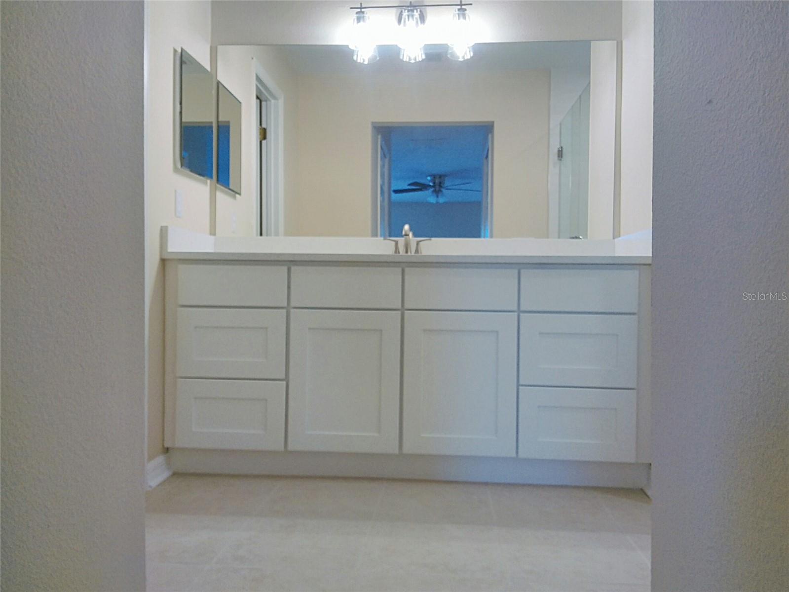 Image 17 of 44 For 1074 Wilmington Drive