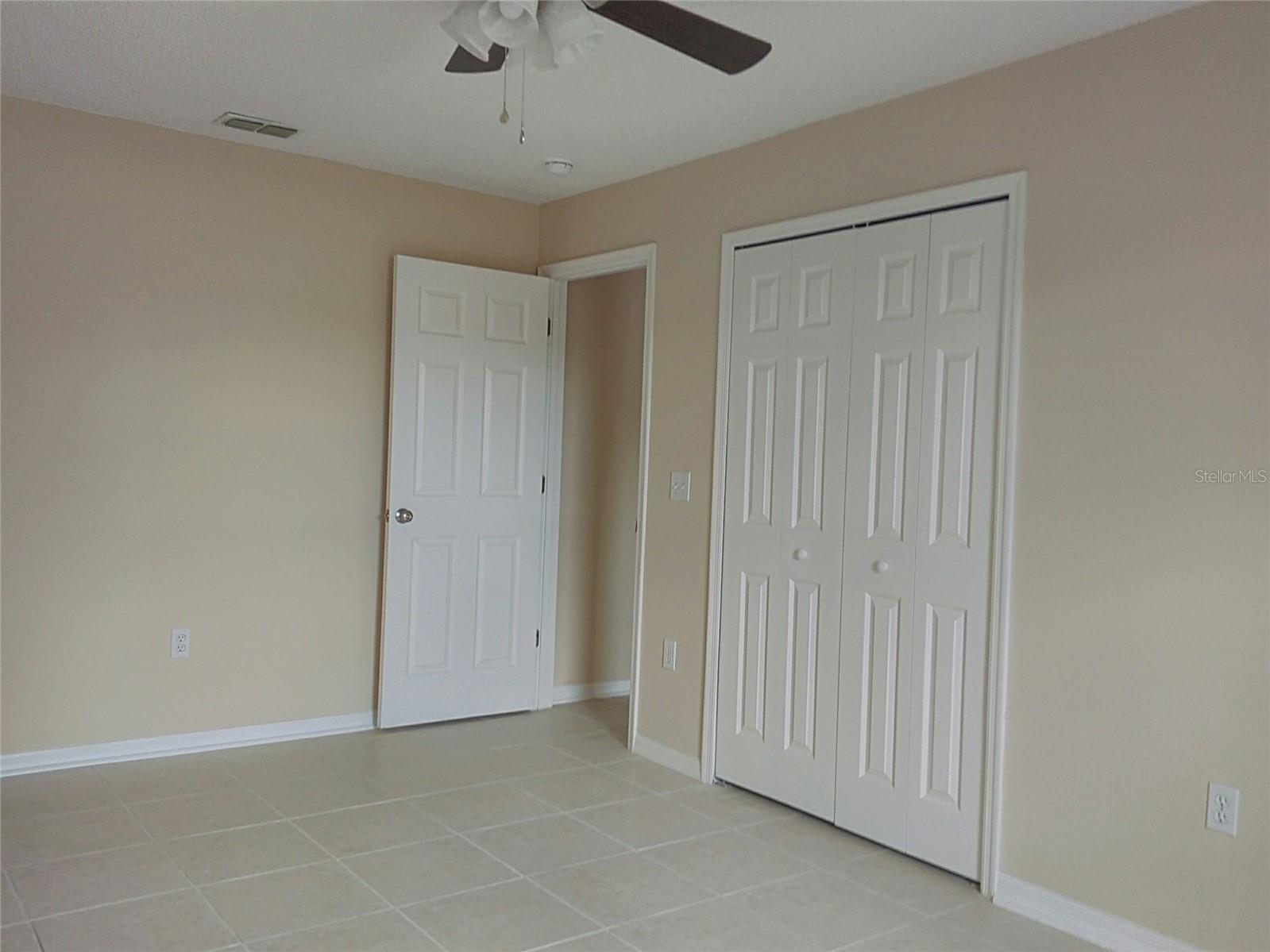 Image 23 of 44 For 1074 Wilmington Drive