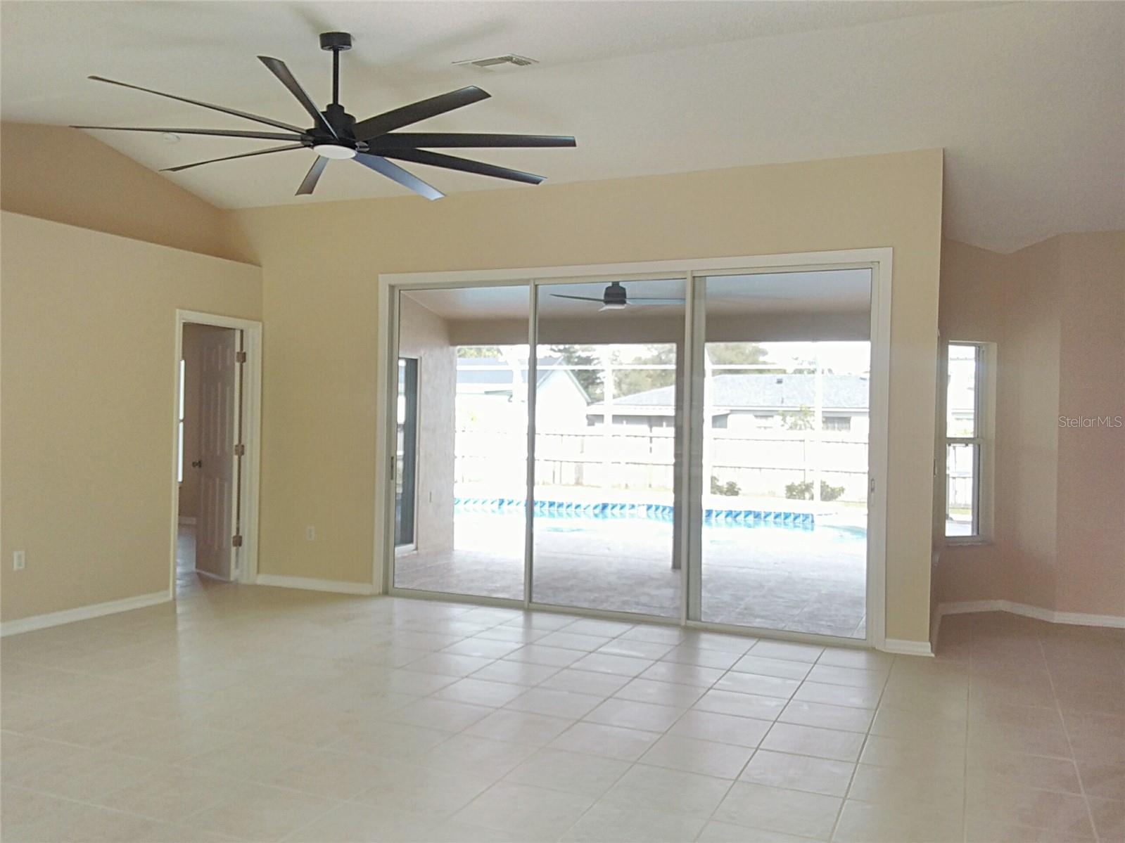 Image 5 of 44 For 1074 Wilmington Drive