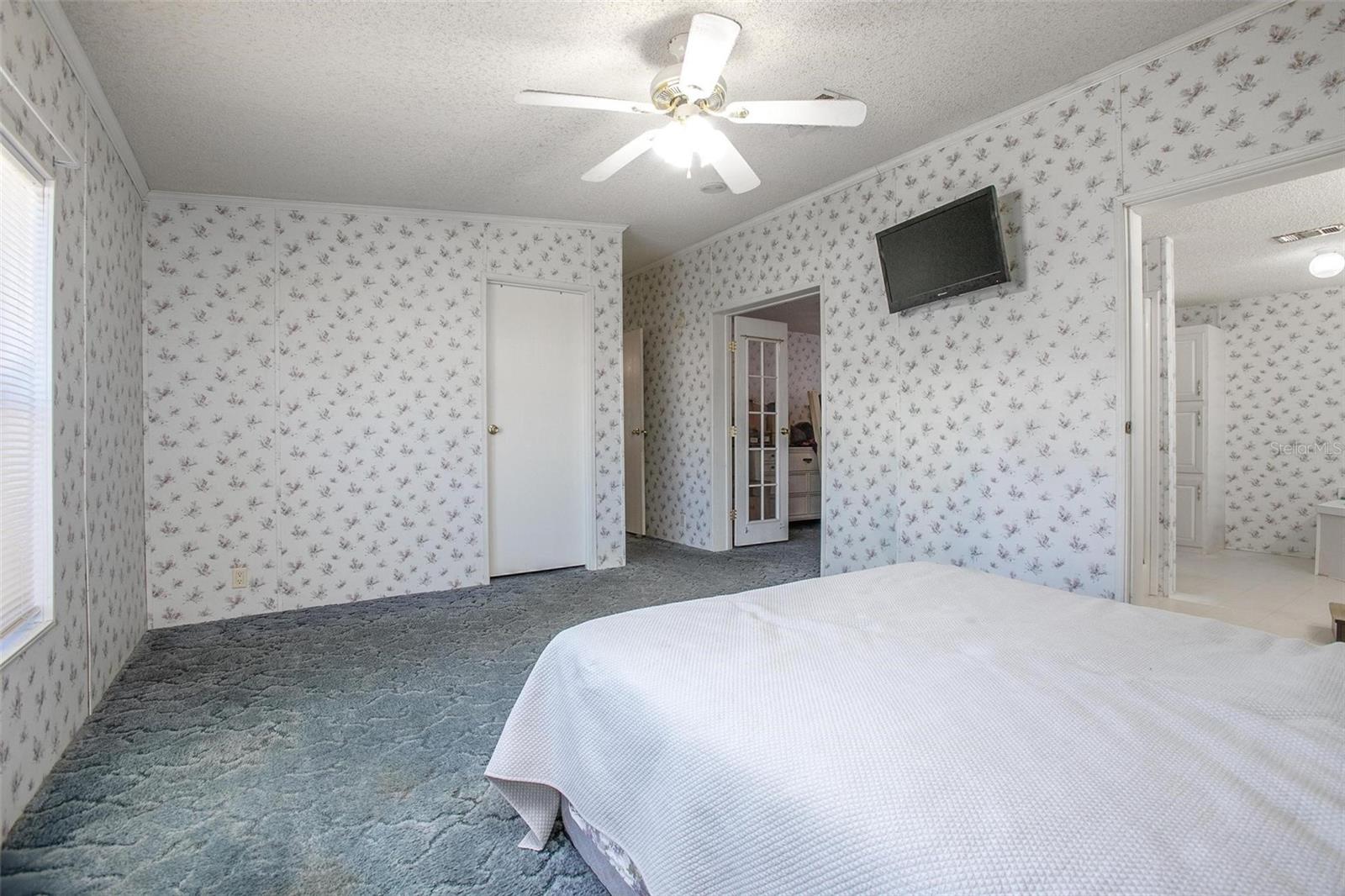 Listing photo id 11 for 1279 Vagabond Drive