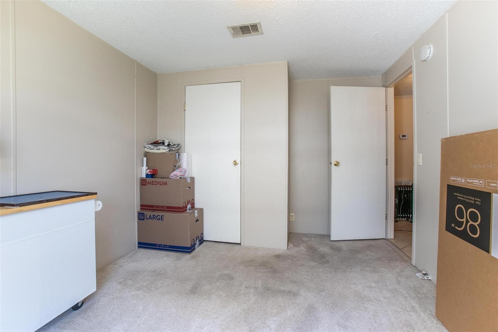 Listing photo id 16 for 1279 Vagabond Drive