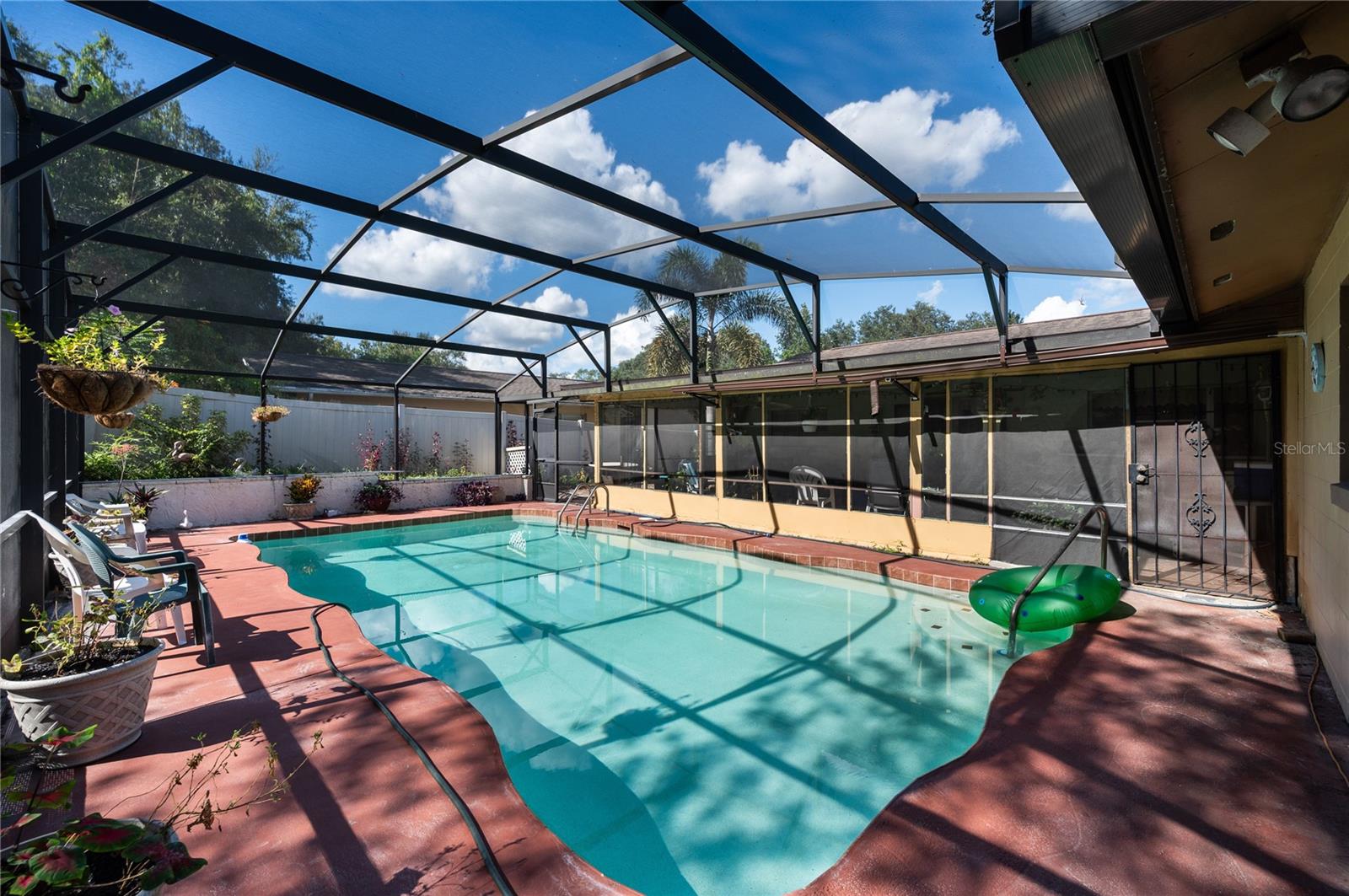 Image 14 of 16 For 520 San Sebastian Prado