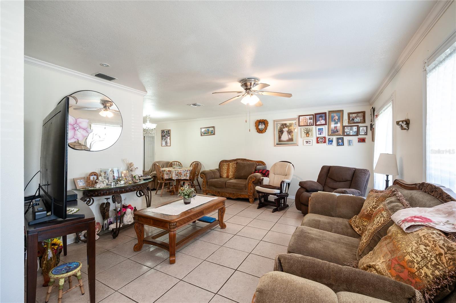 Image 3 of 16 For 520 San Sebastian Prado