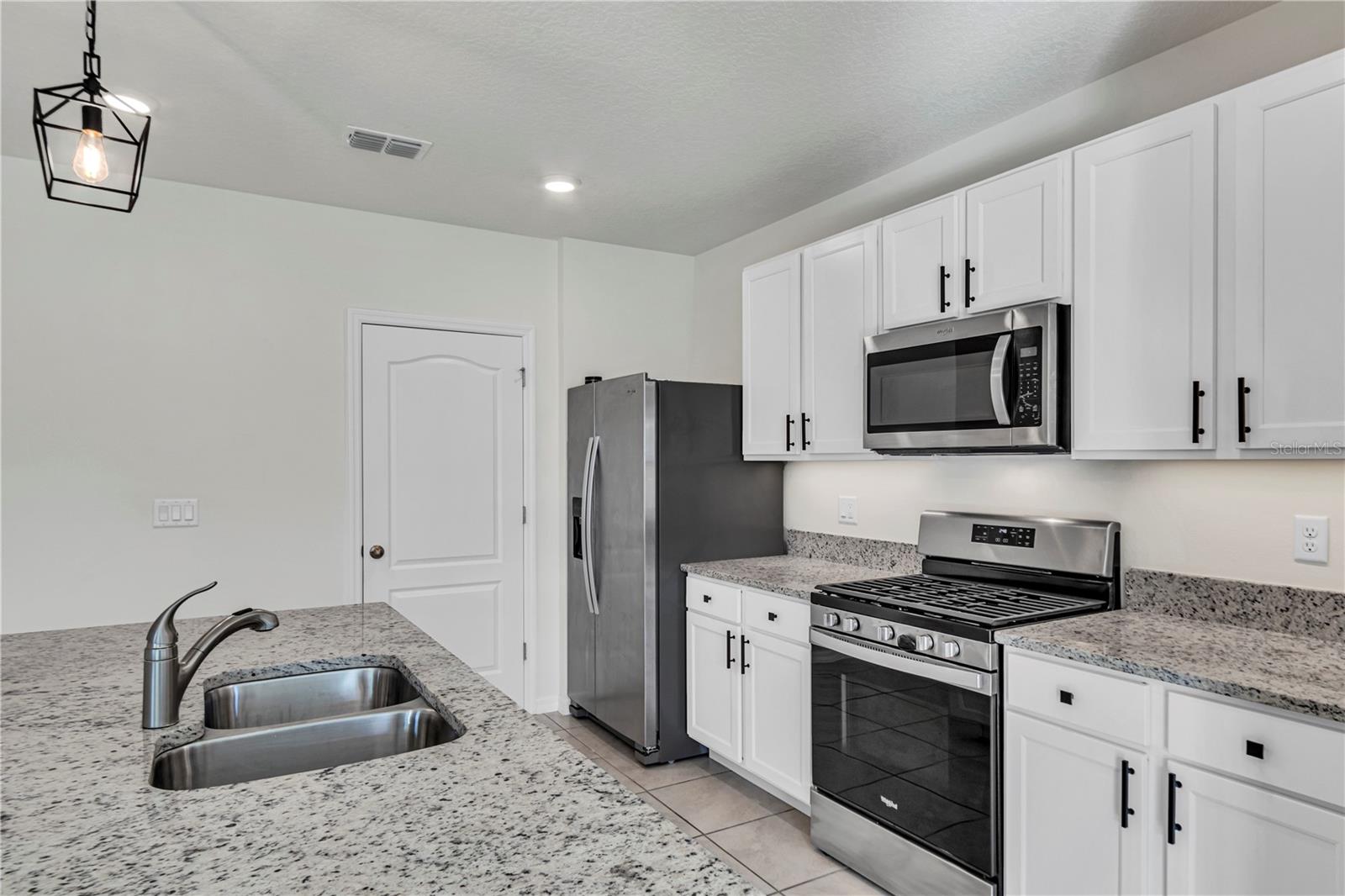 Image 22 of 28 For 842 Lazio Circle