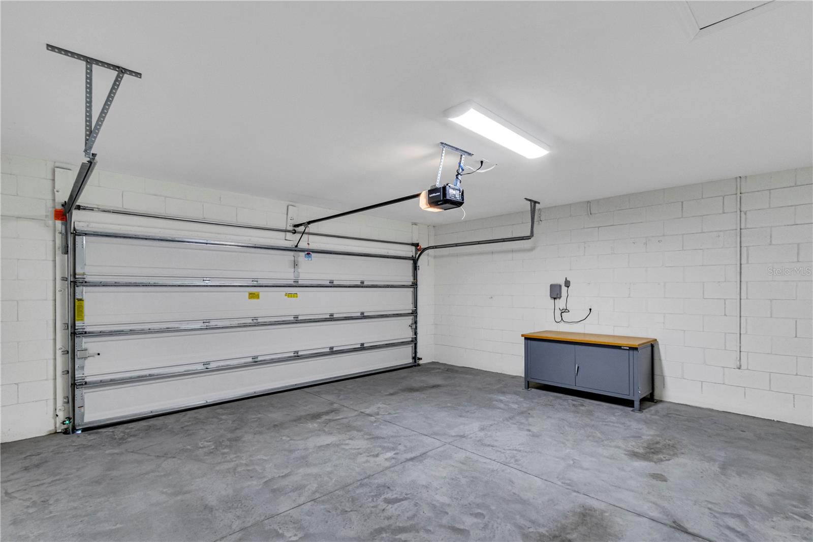 Image 4 of 28 For 842 Lazio Circle