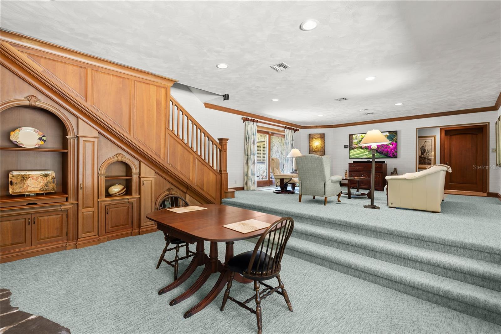 Image 27 of 87 For 1010-1020 Big Tree Road