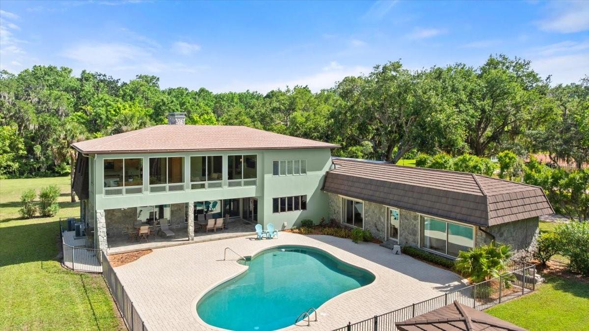 Image 3 of 87 For 1010-1020 Big Tree Road