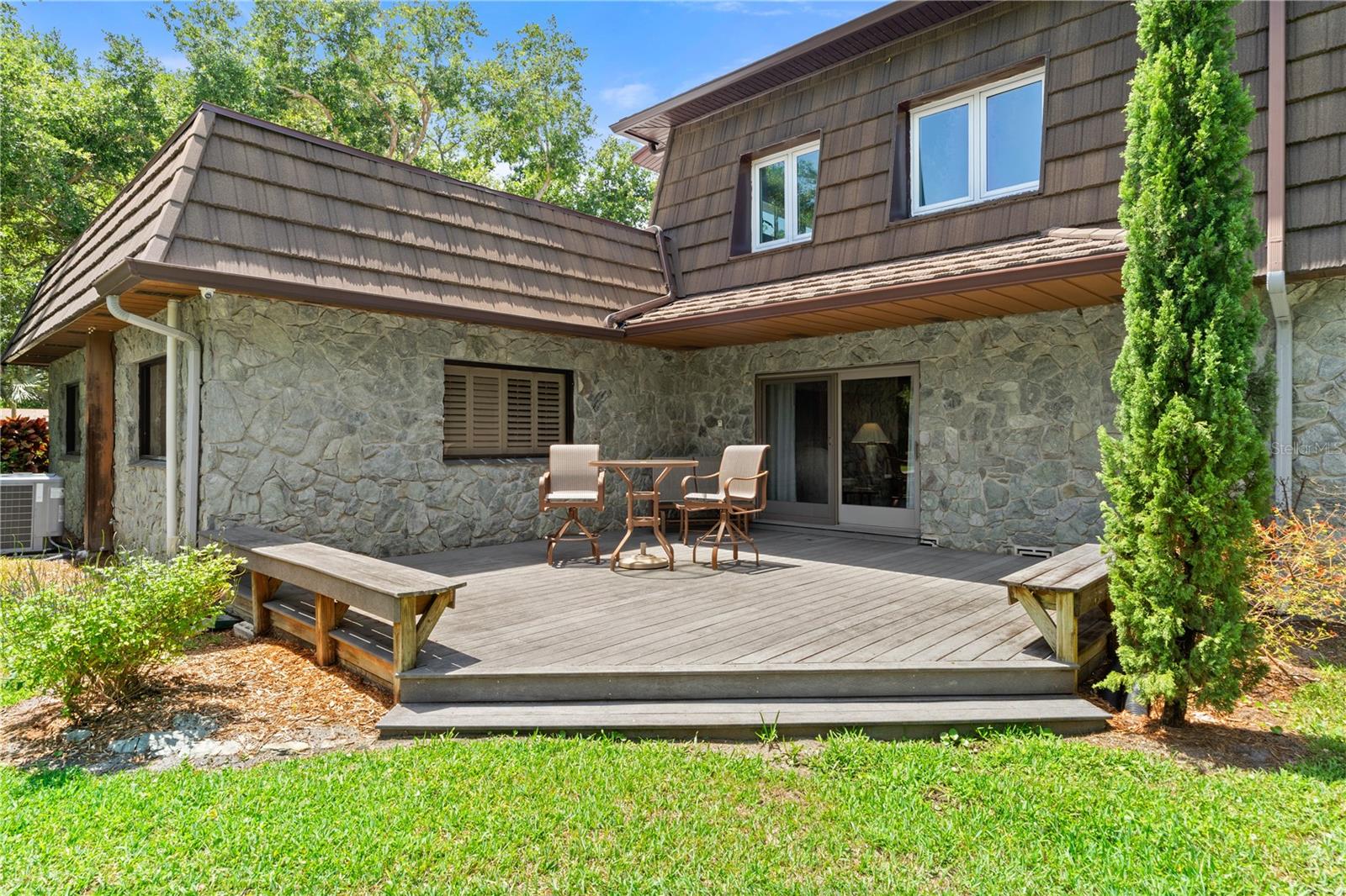 Image 40 of 87 For 1010-1020 Big Tree Road