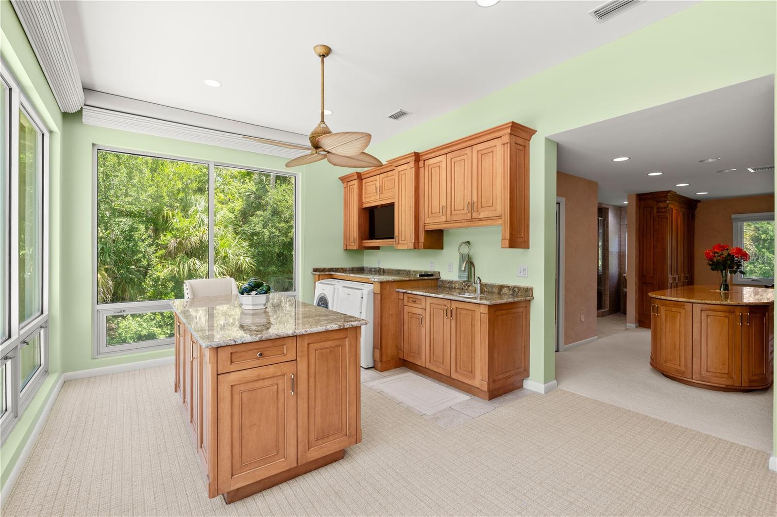 Image 52 of 87 For 1010-1020 Big Tree Road