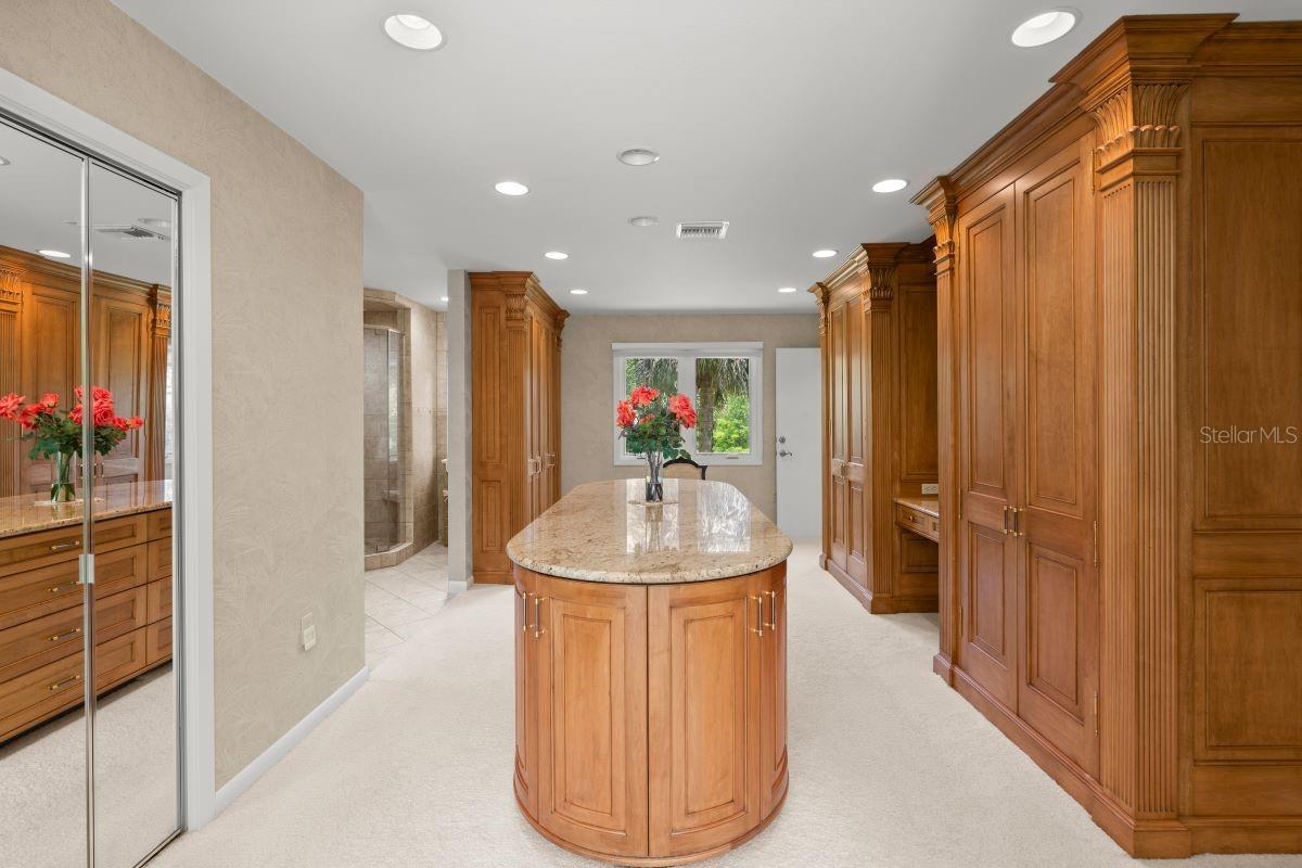 Image 53 of 87 For 1010-1020 Big Tree Road