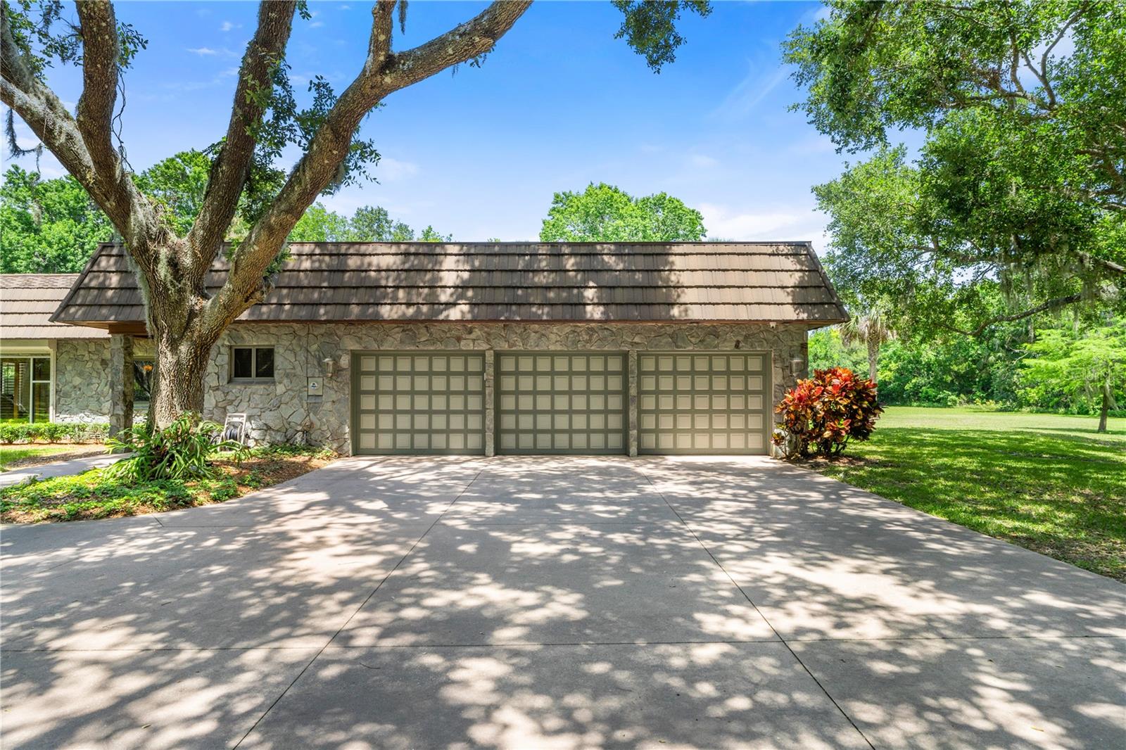 Image 7 of 87 For 1010-1020 Big Tree Road