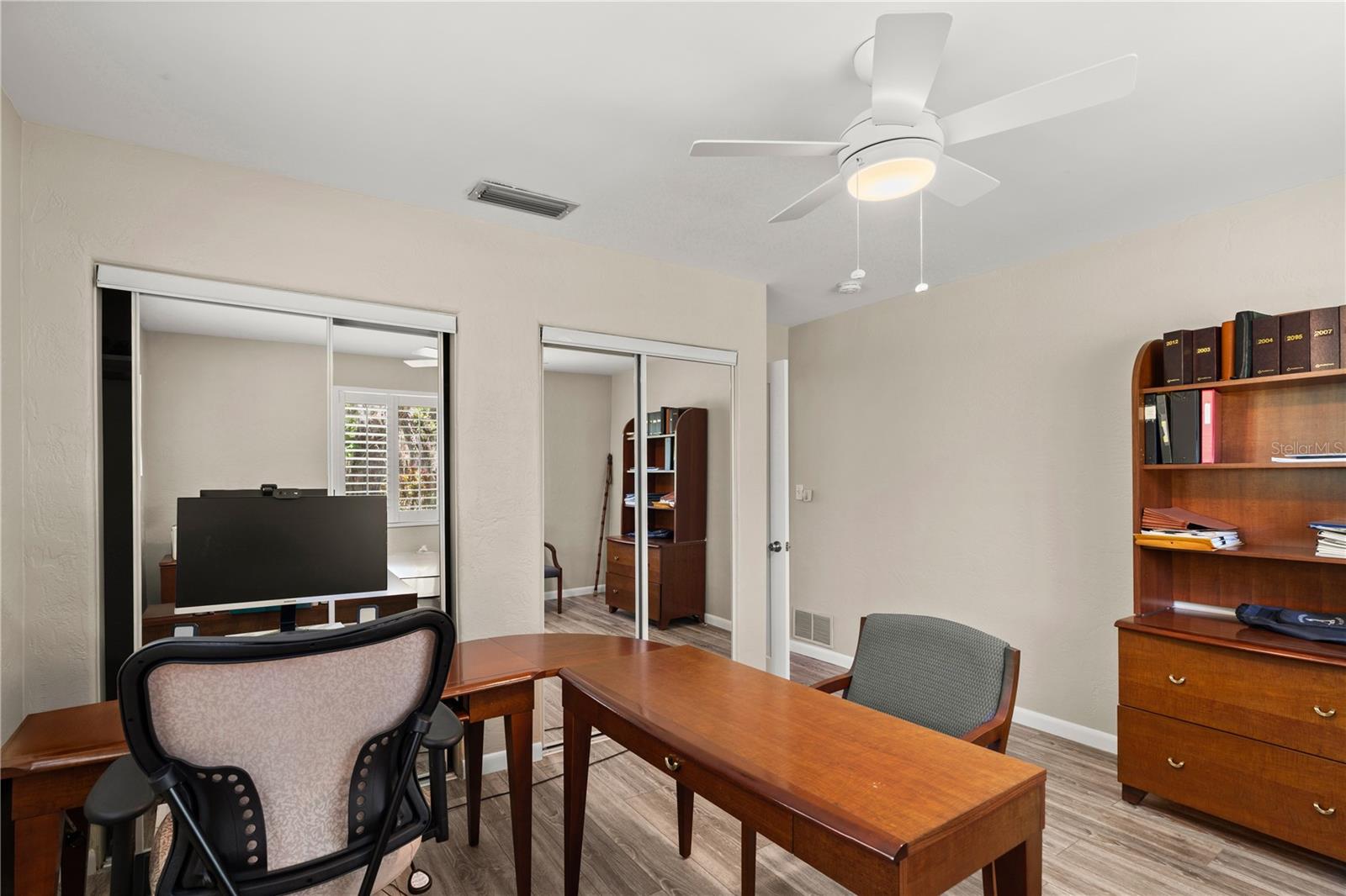 Image 78 of 87 For 1010-1020 Big Tree Road