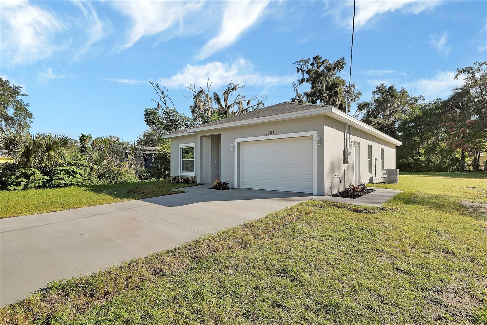 Image 26 of 27 For 1303 Thompson Street