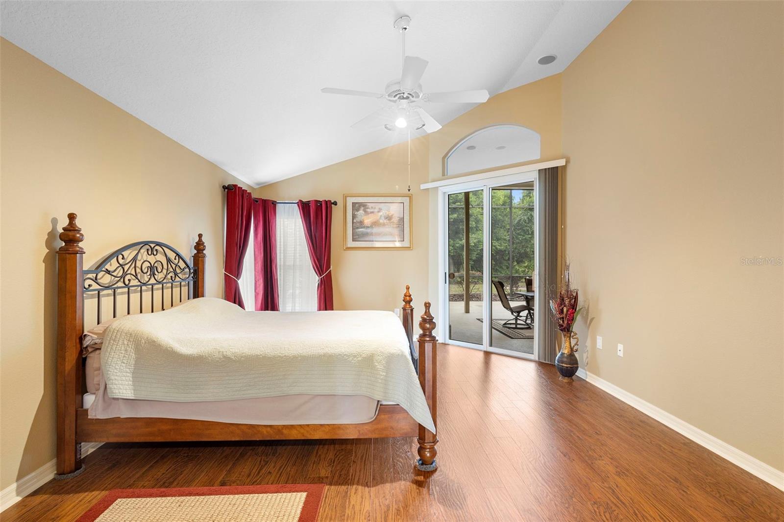 Image 29 of 41 For 413 Hightower Drive