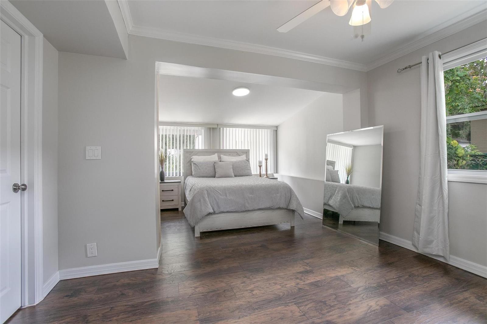 Image 16 of 40 For 334 Howry Avenue