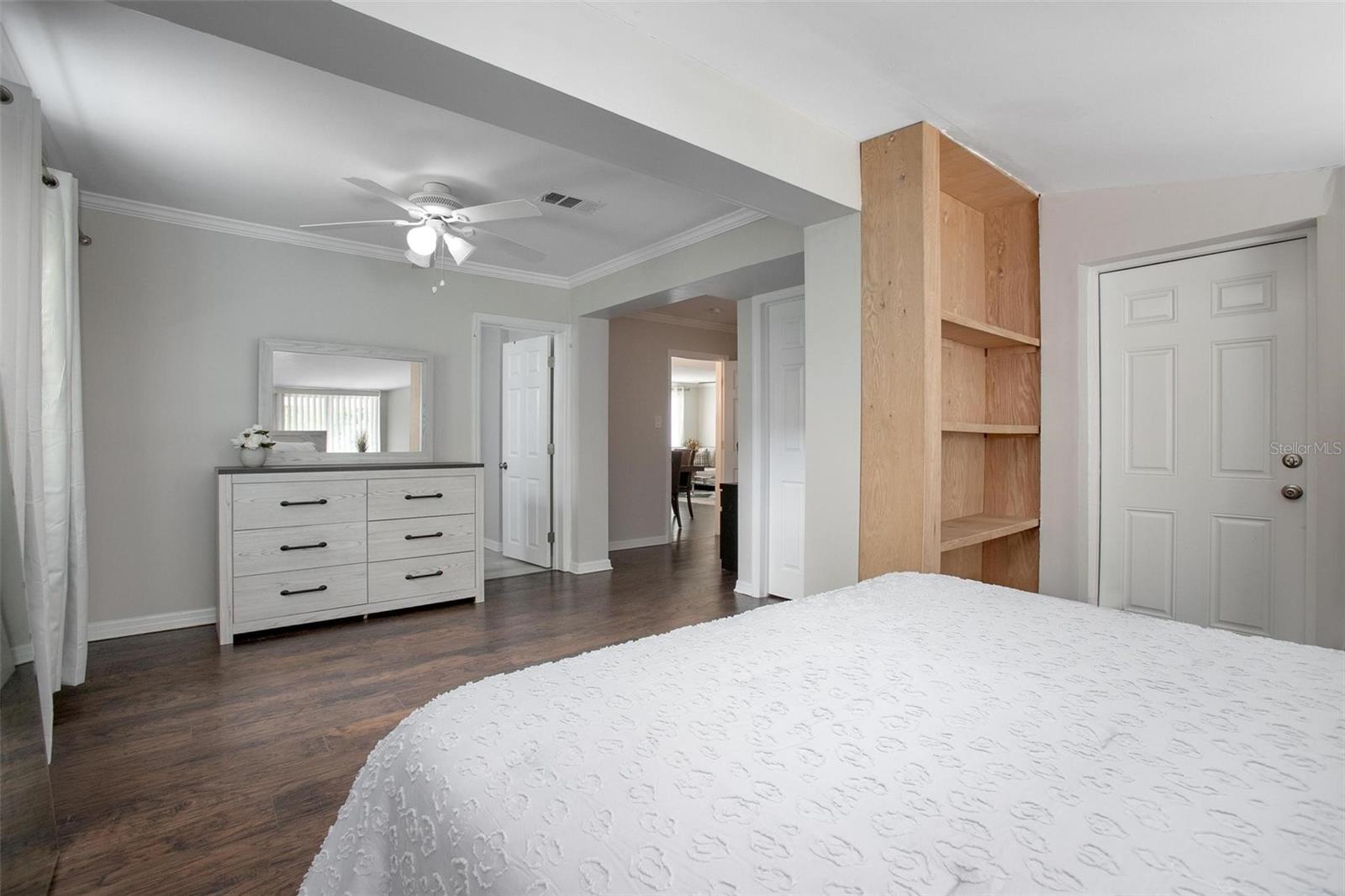 Image 17 of 40 For 334 Howry Avenue