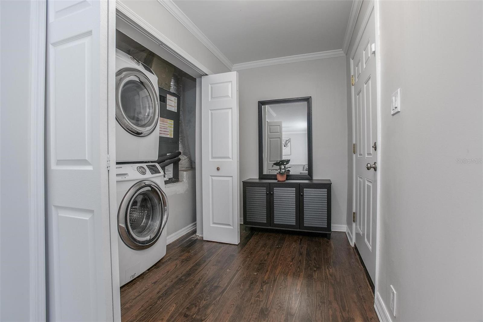 Image 28 of 40 For 334 Howry Avenue