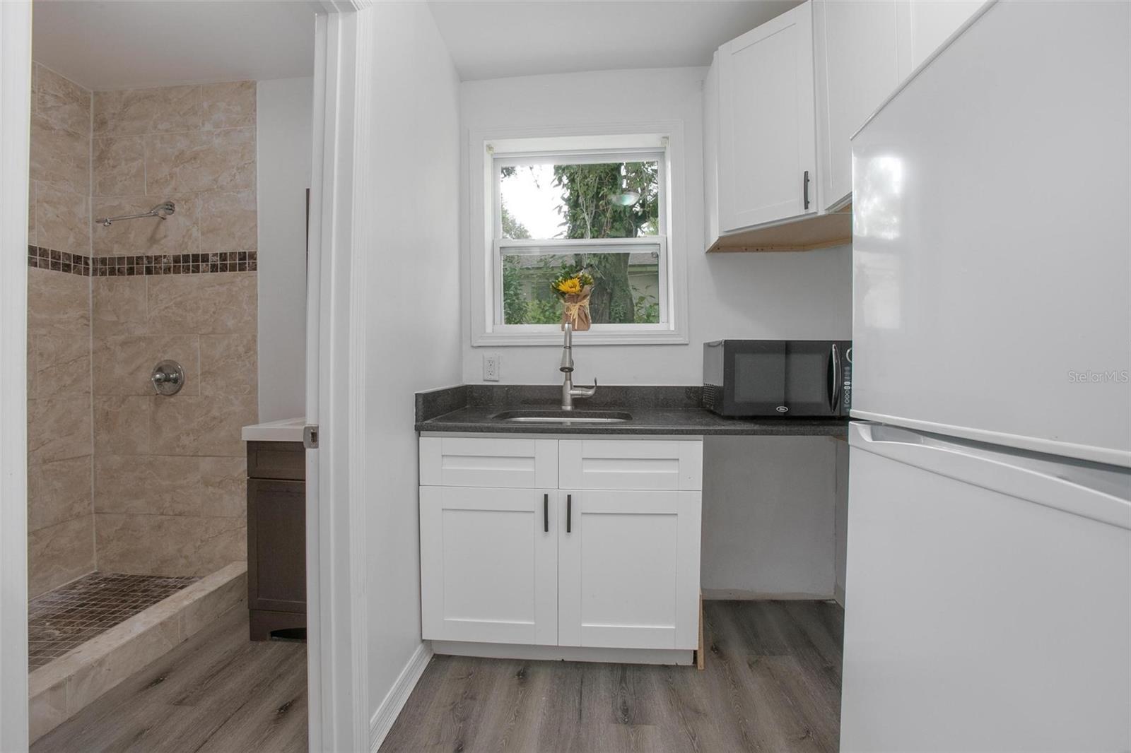 Image 29 of 40 For 334 Howry Avenue