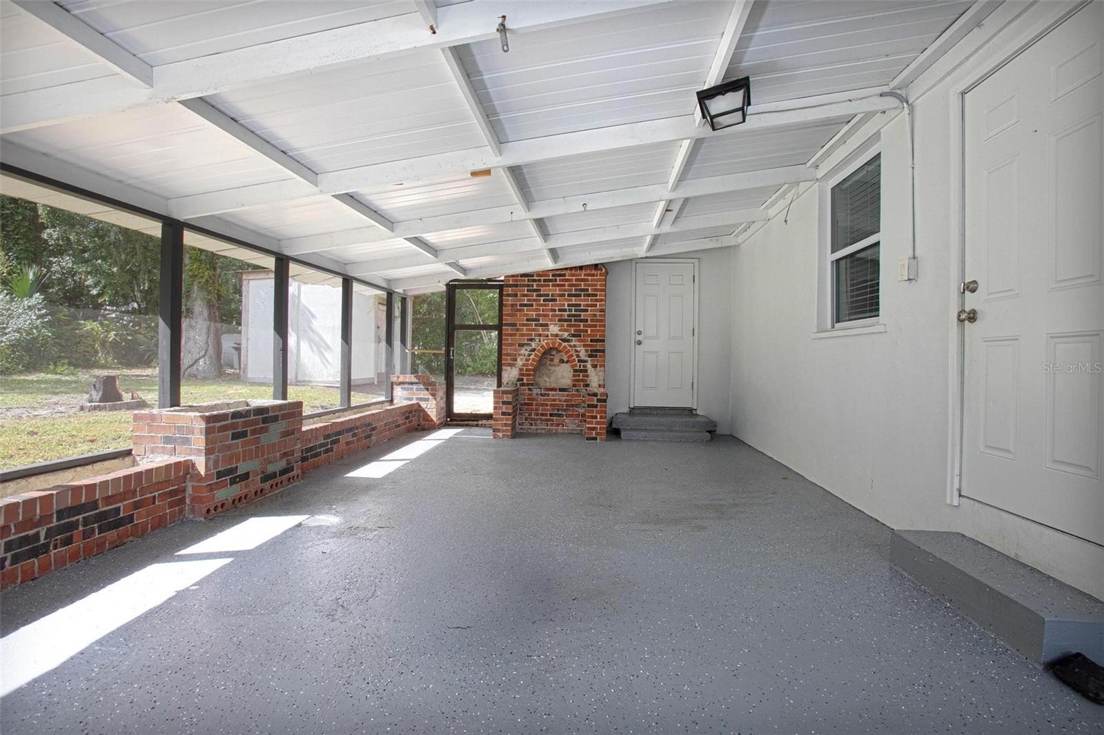 Image 34 of 40 For 334 Howry Avenue