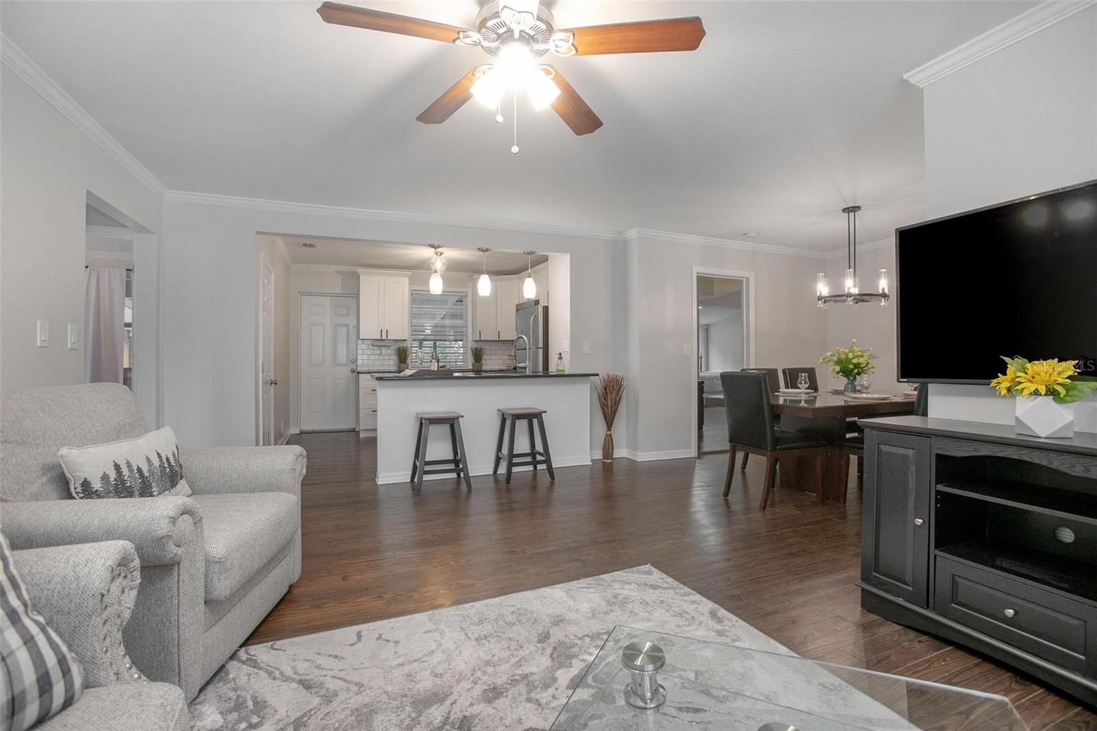 Image 8 of 40 For 334 Howry Avenue