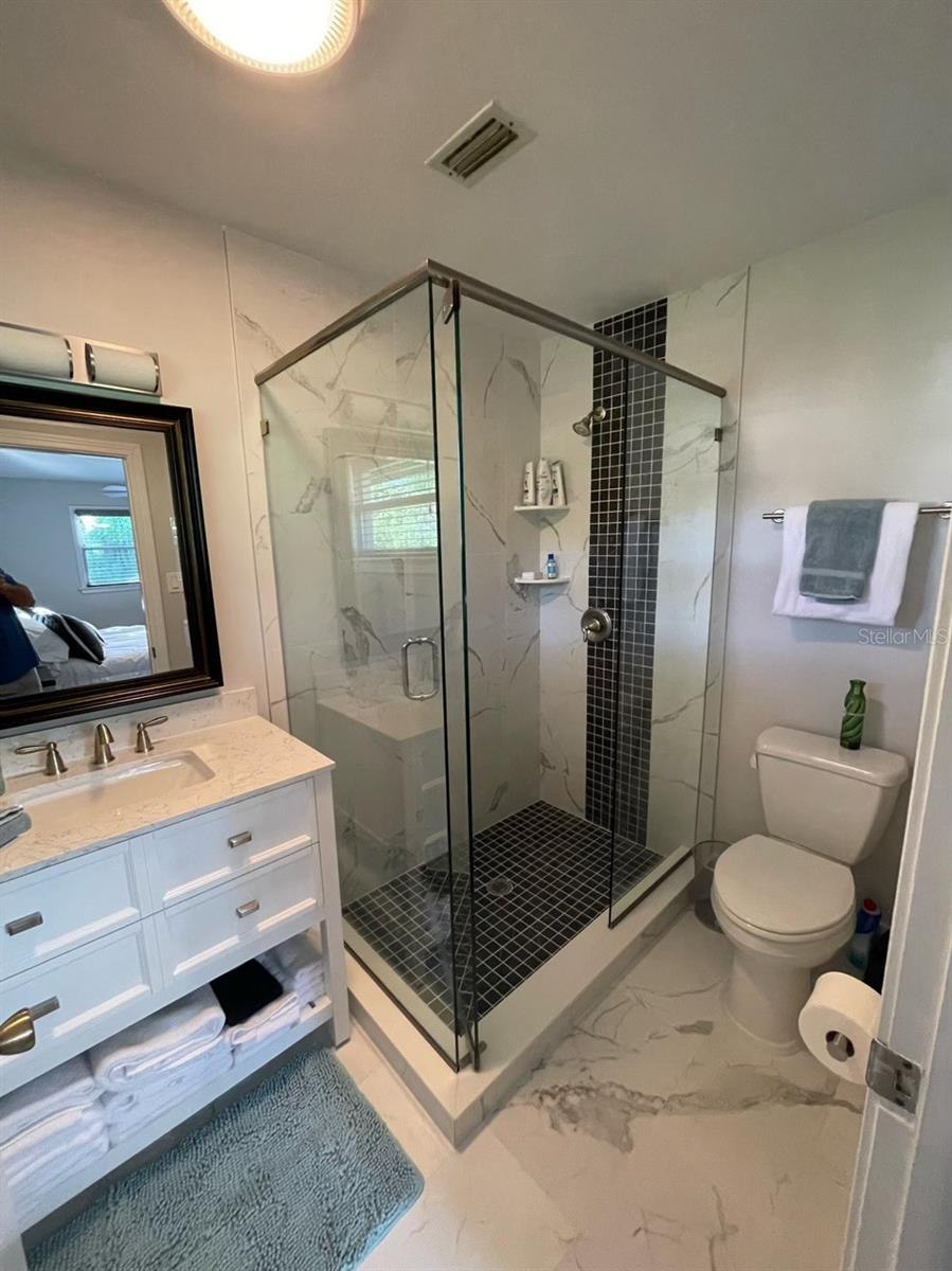 Image 9 of 24 For 940 Kepler Road