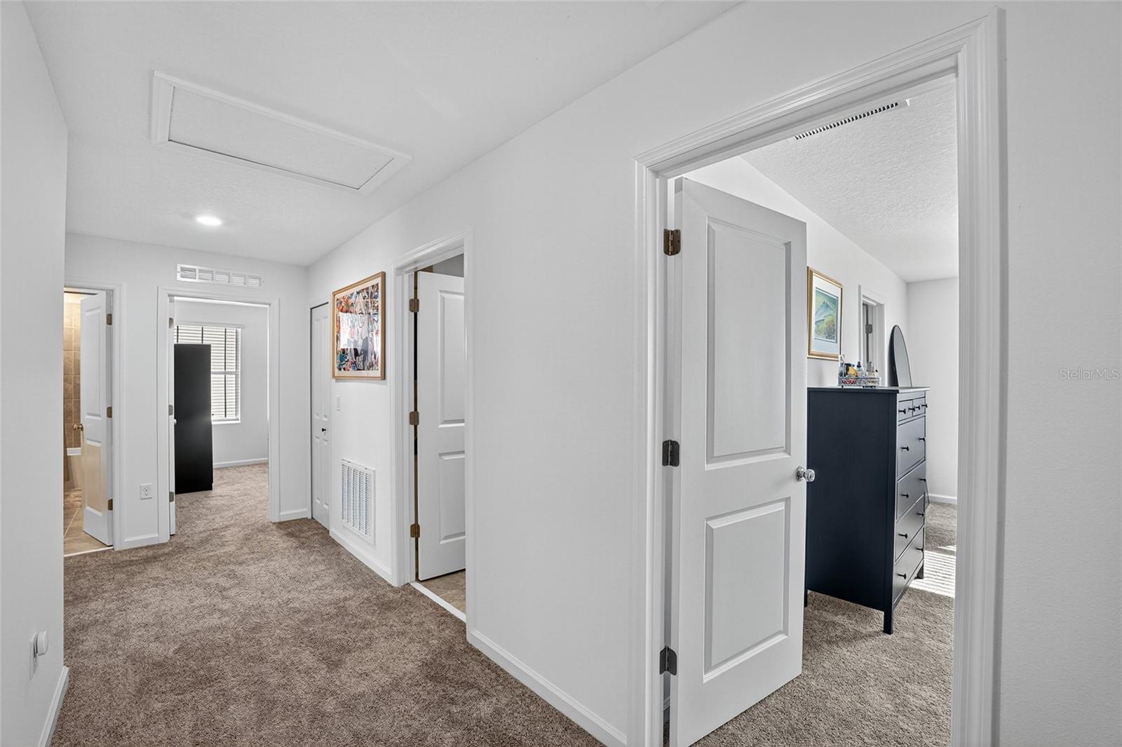 Image 14 of 45 For 2232 Green Valley Street