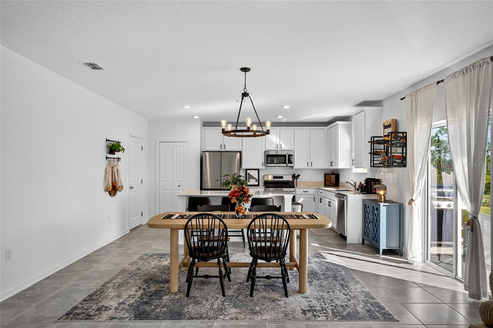 Image 6 of 45 For 2232 Green Valley Street