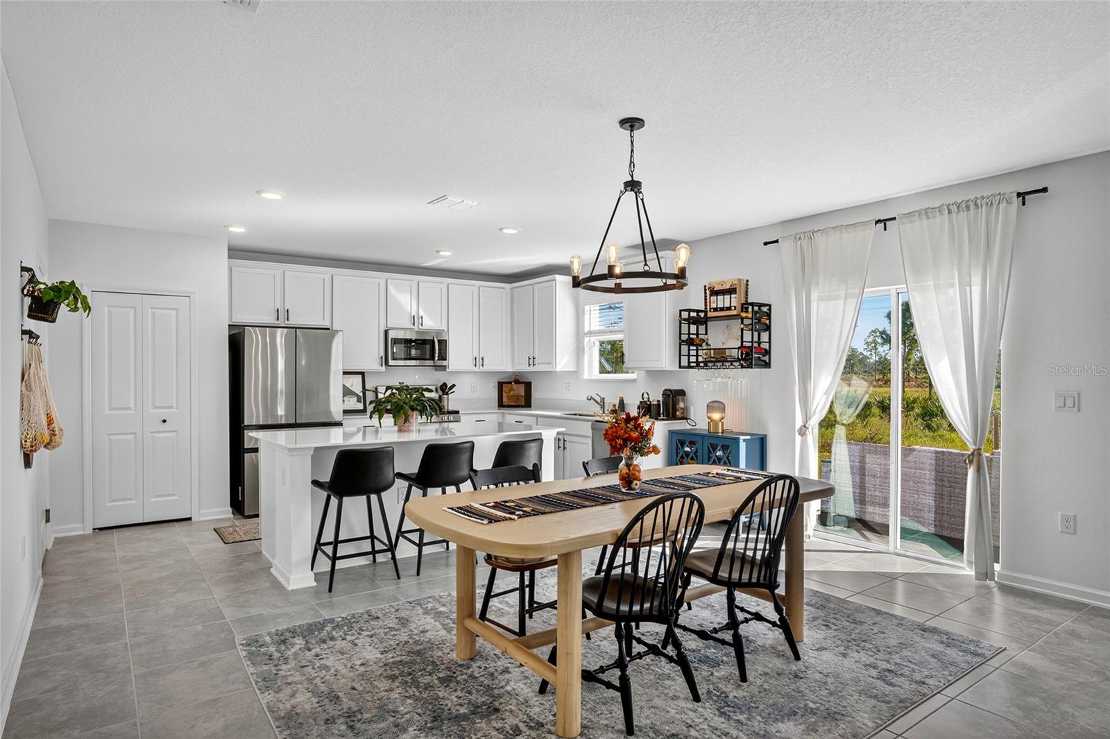 Image 7 of 45 For 2232 Green Valley Street