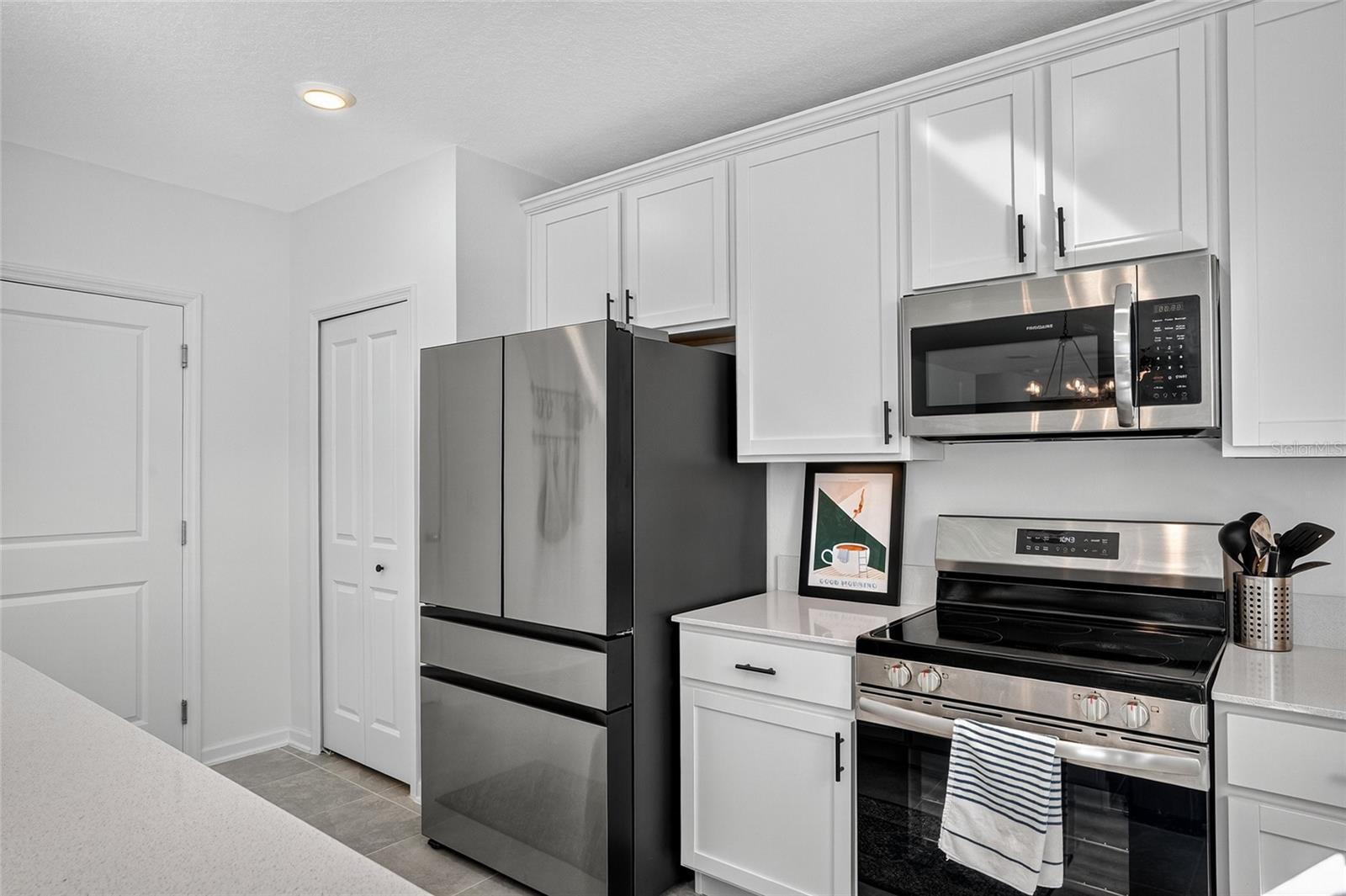 Image 8 of 45 For 2232 Green Valley Street