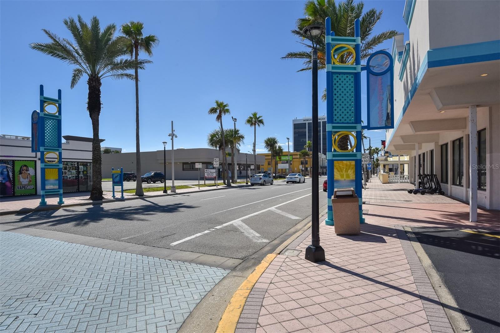 Image 11 of 28 For 615 Seabreeze Boulevard