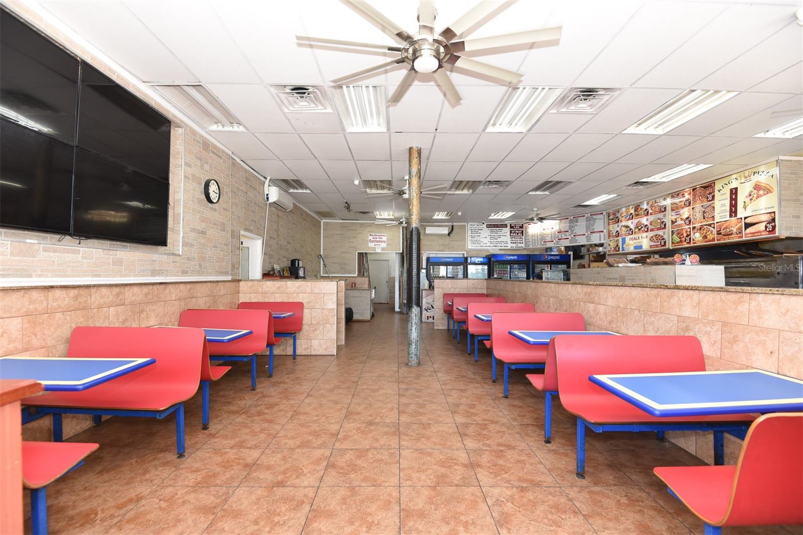 Image 14 of 28 For 615 Seabreeze Boulevard