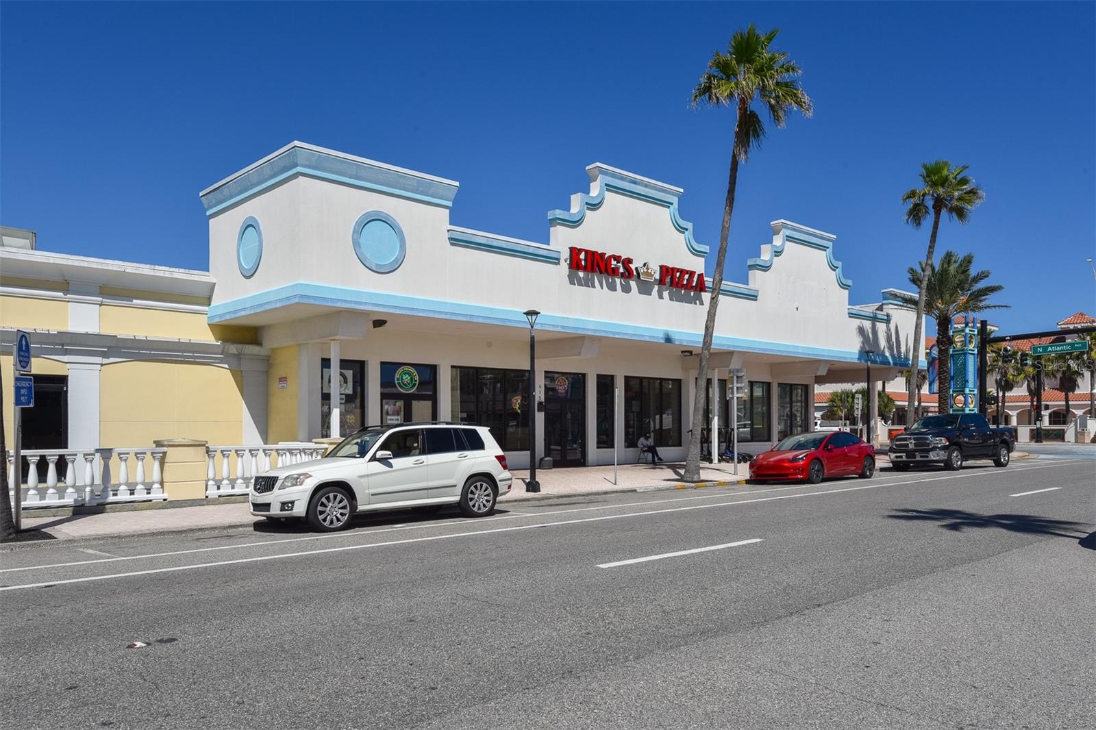 Image 2 of 28 For 615 Seabreeze Boulevard