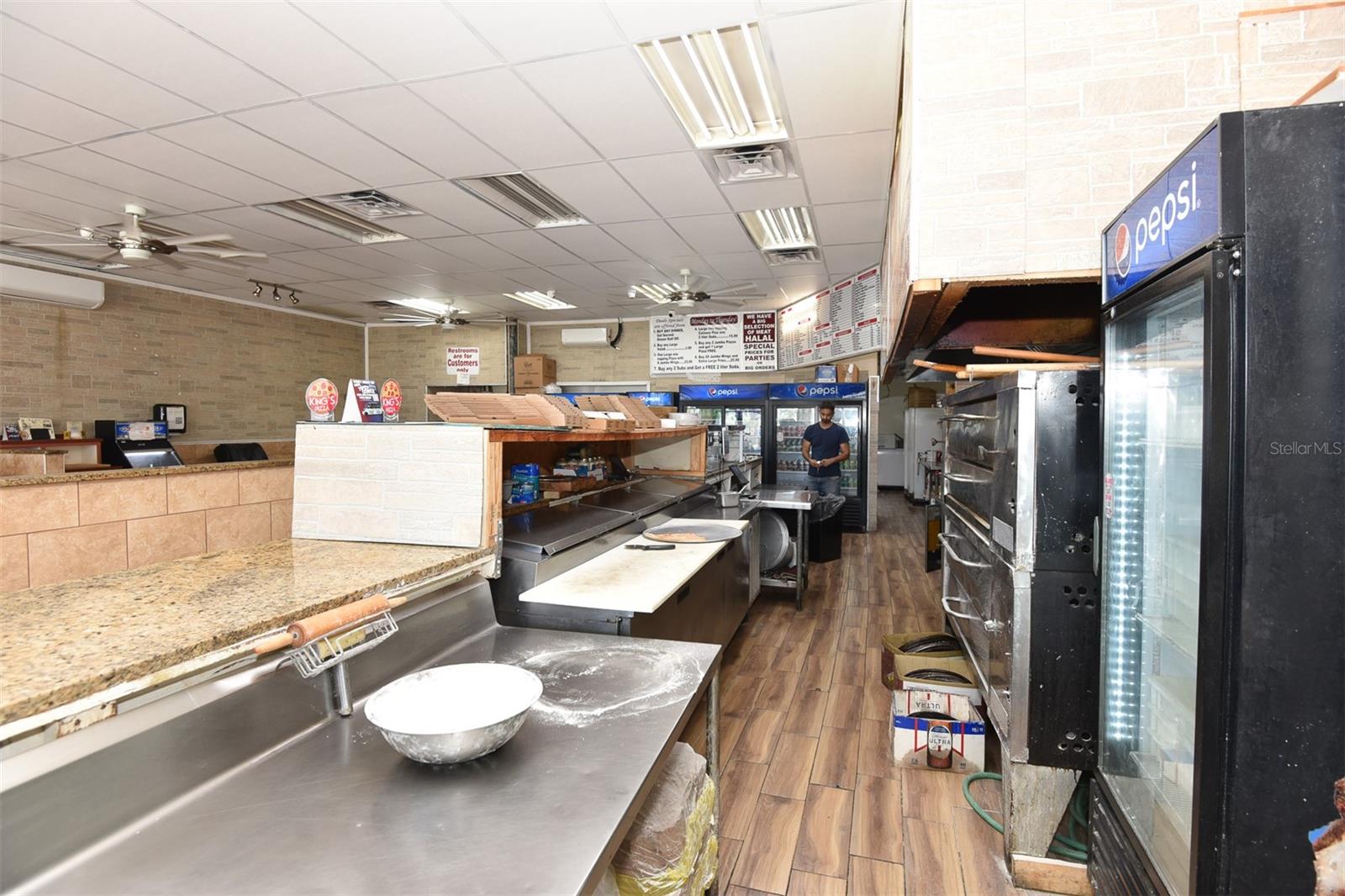 Image 26 of 28 For 615 Seabreeze Boulevard