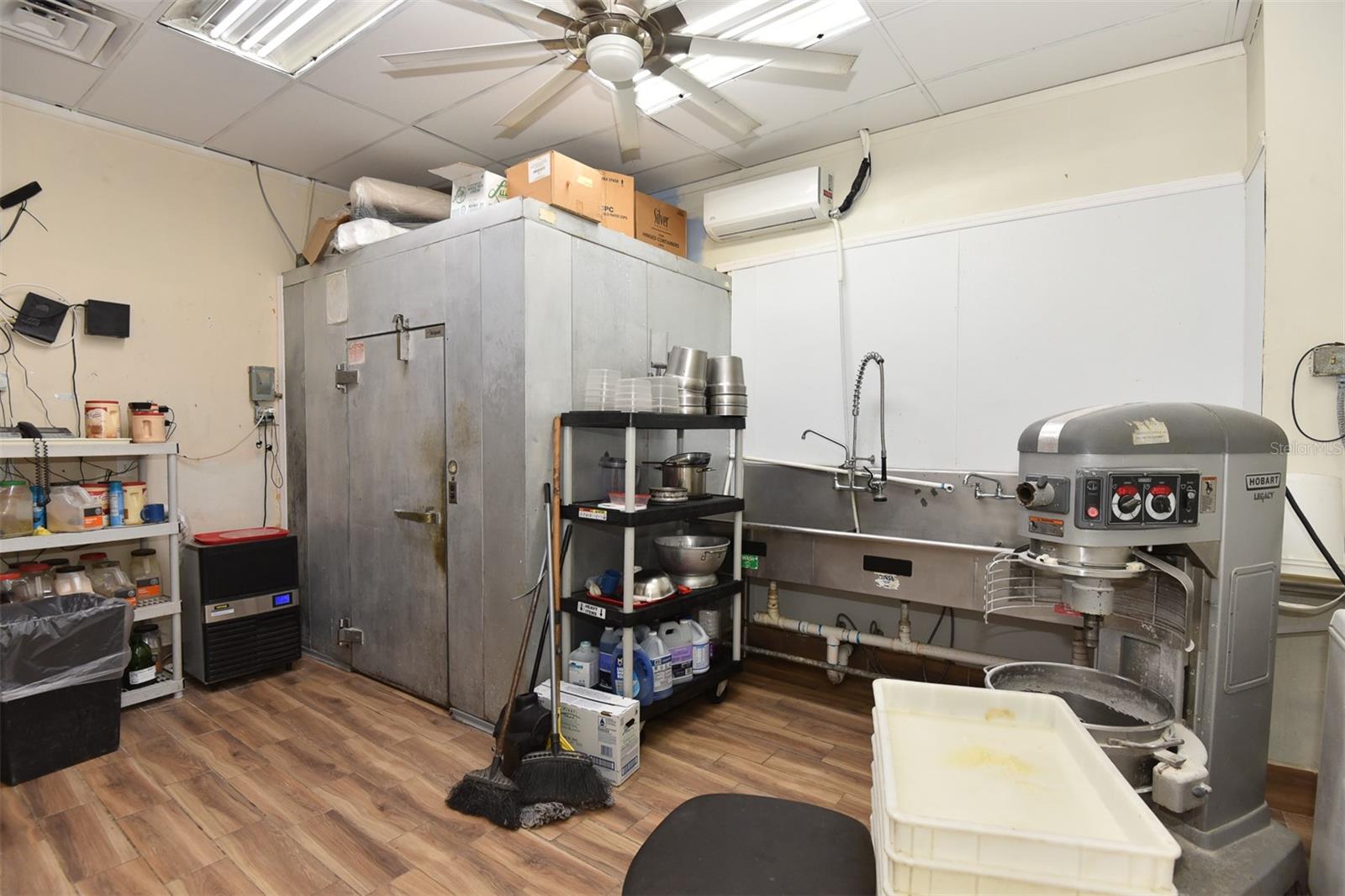 Image 28 of 28 For 615 Seabreeze Boulevard