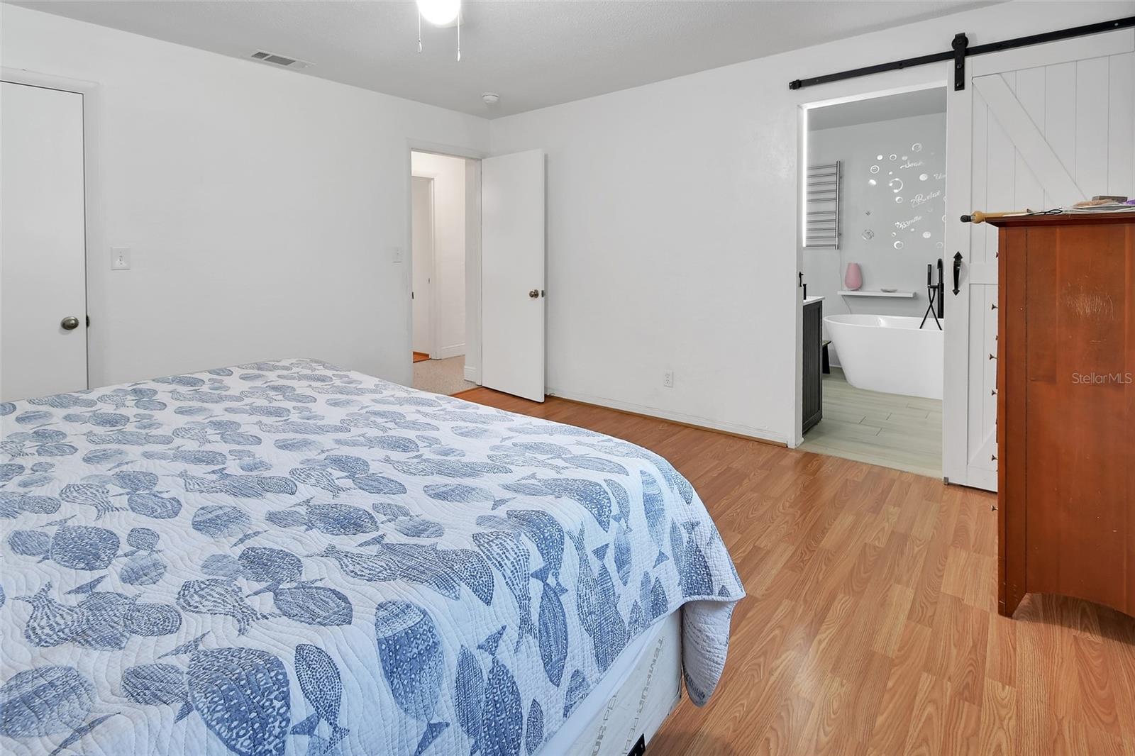 Image 20 of 53 For 851 Wisconsin Avenue