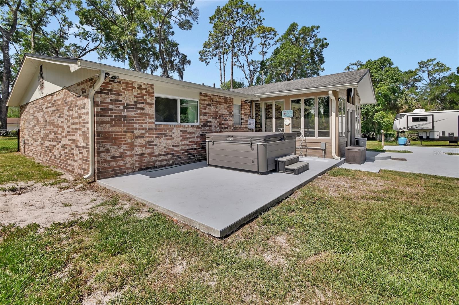 Image 7 of 14 For 851 Wisconsin Avenue