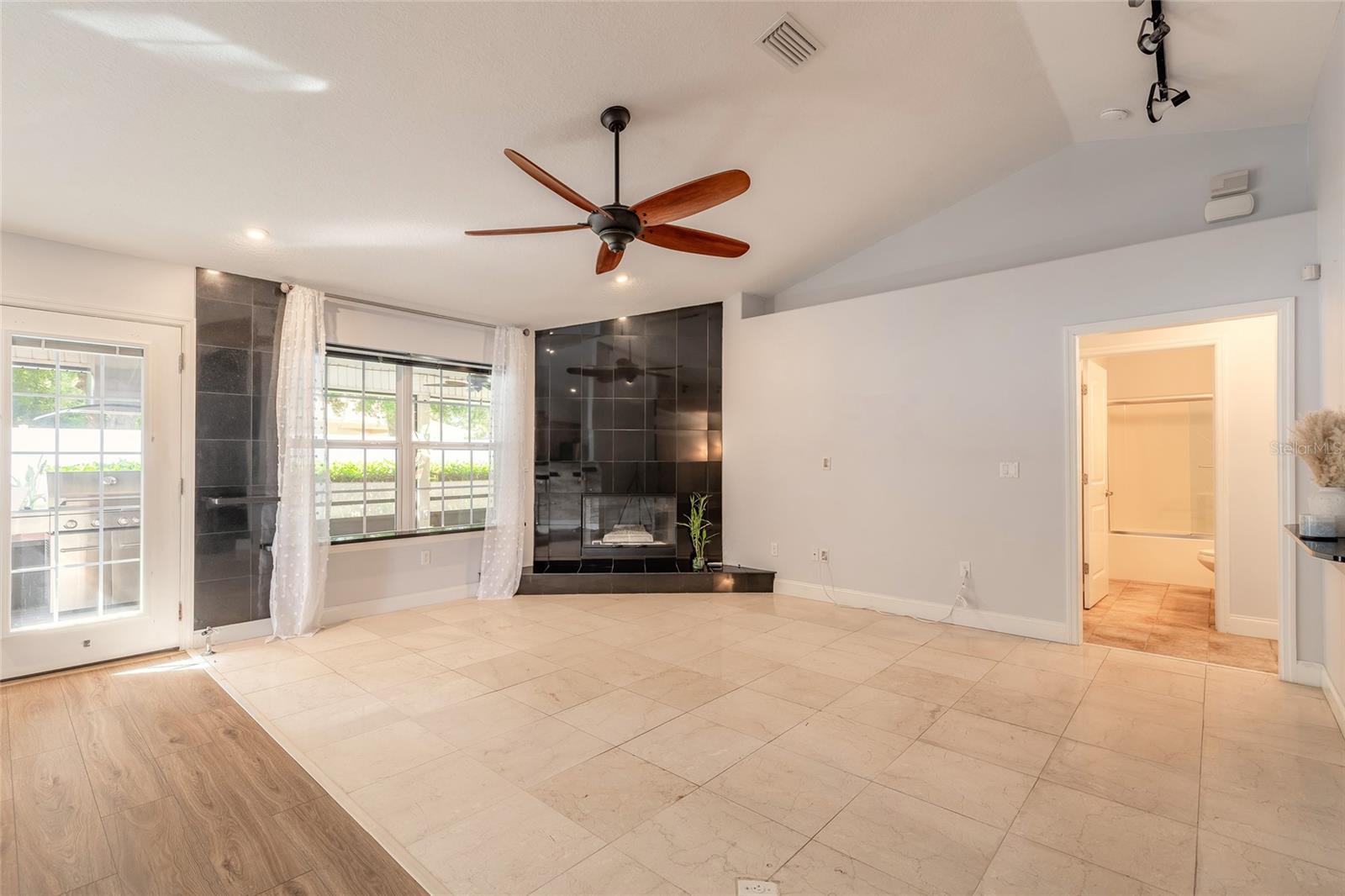 Image 9 of 55 For 506 Brittle Fern Avenue