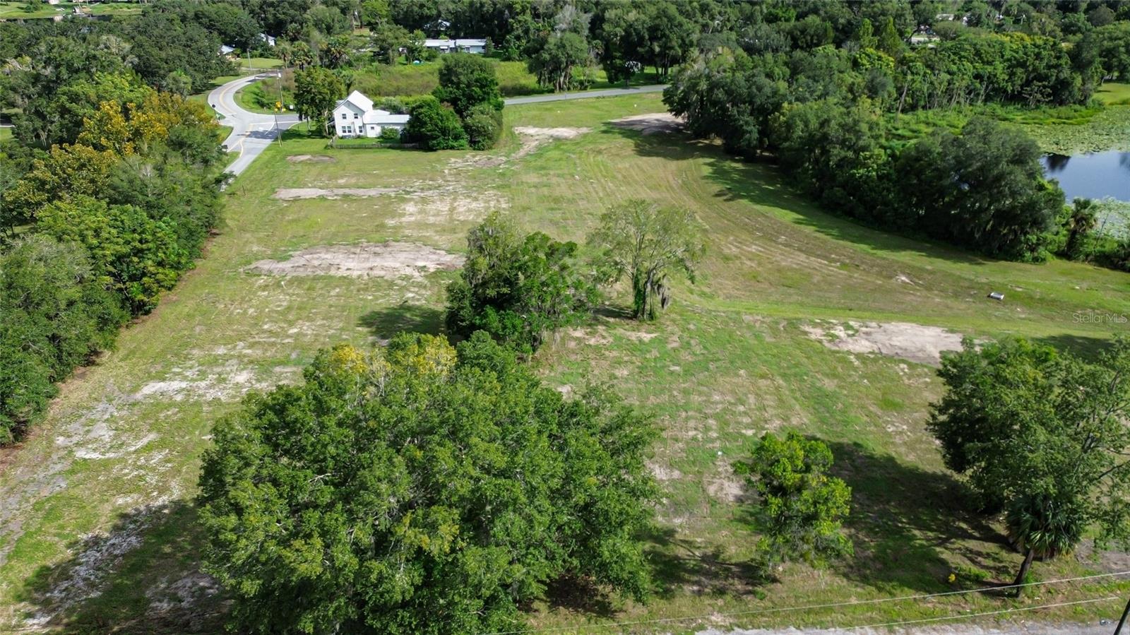 Image 16 of 29 For 467 Lakeview Drive