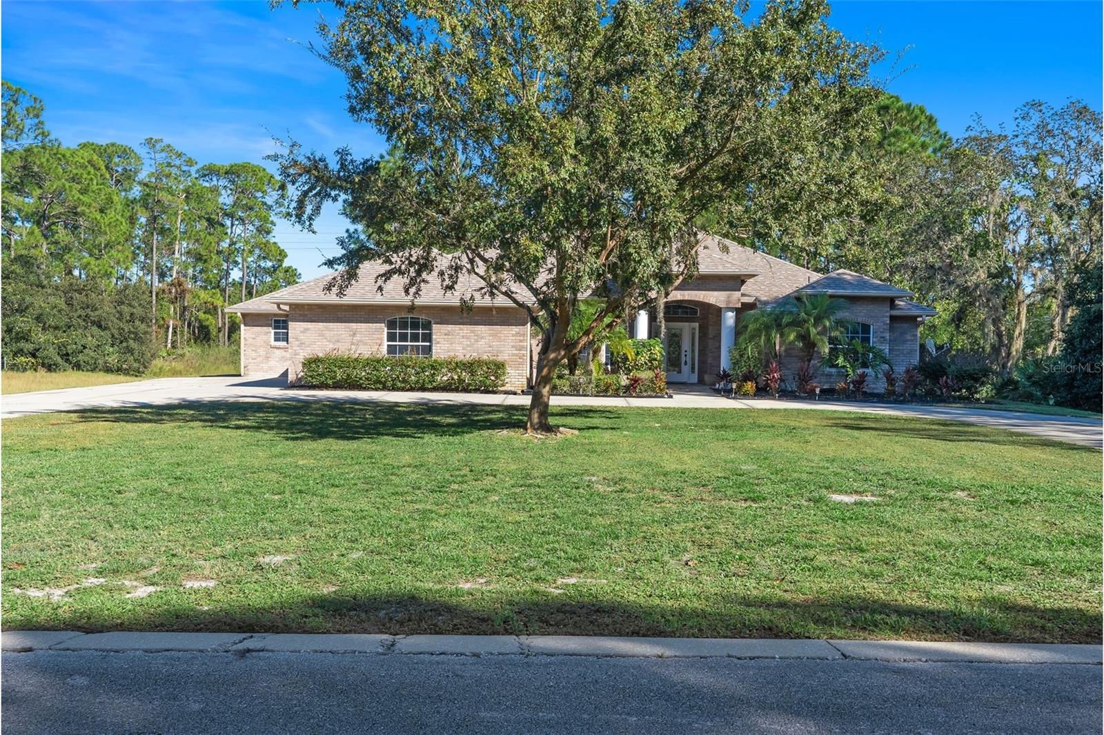 Details for 2666 Winnemissett Oaks Drive, DELAND, FL 32724