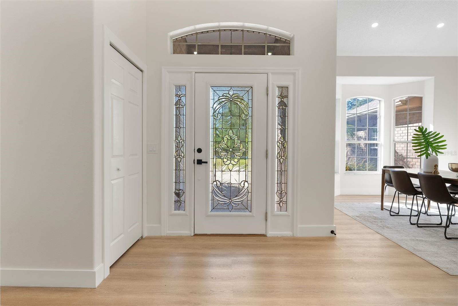 Image 10 of 43 For 2666 Winnemissett Oaks Drive