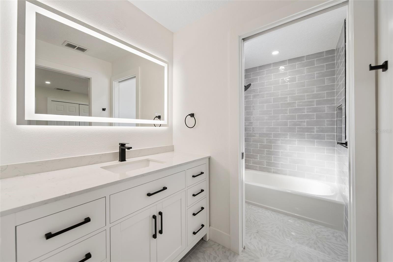 Image 24 of 43 For 2666 Winnemissett Oaks Drive