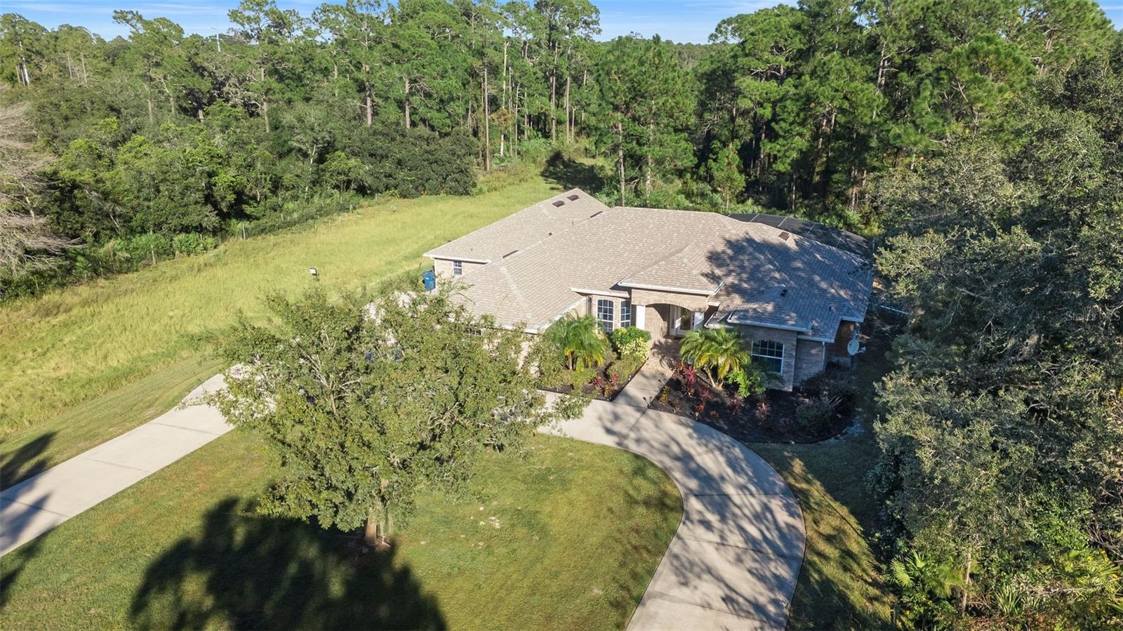 Image 3 of 43 For 2666 Winnemissett Oaks Drive