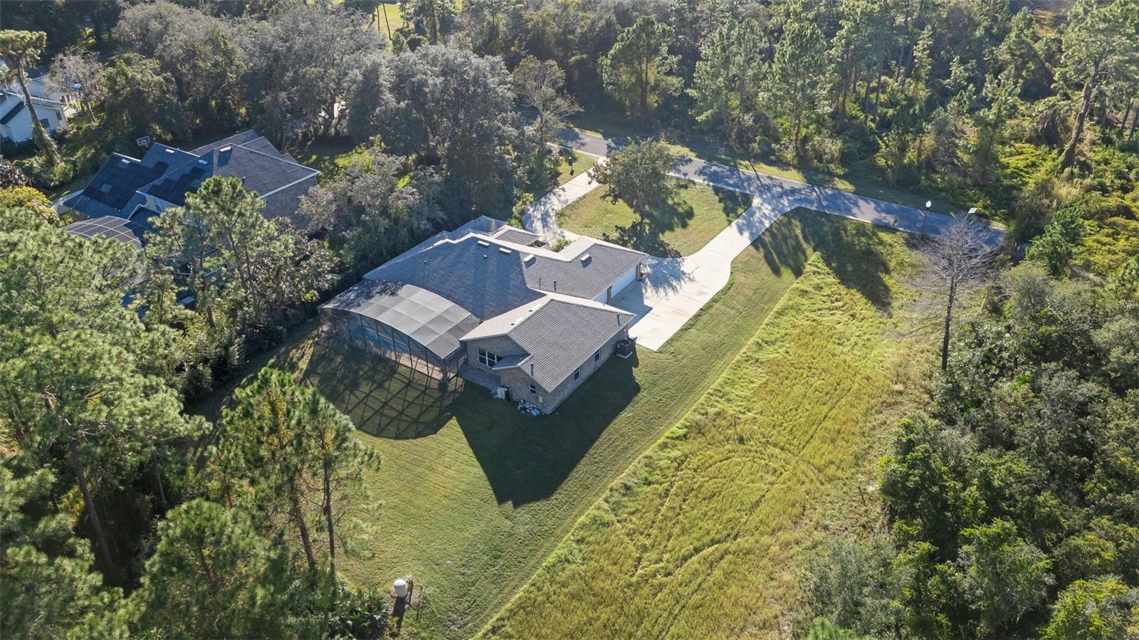 Image 4 of 43 For 2666 Winnemissett Oaks Drive