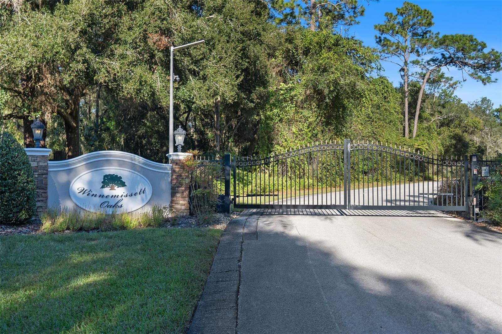 Image 43 of 43 For 2666 Winnemissett Oaks Drive