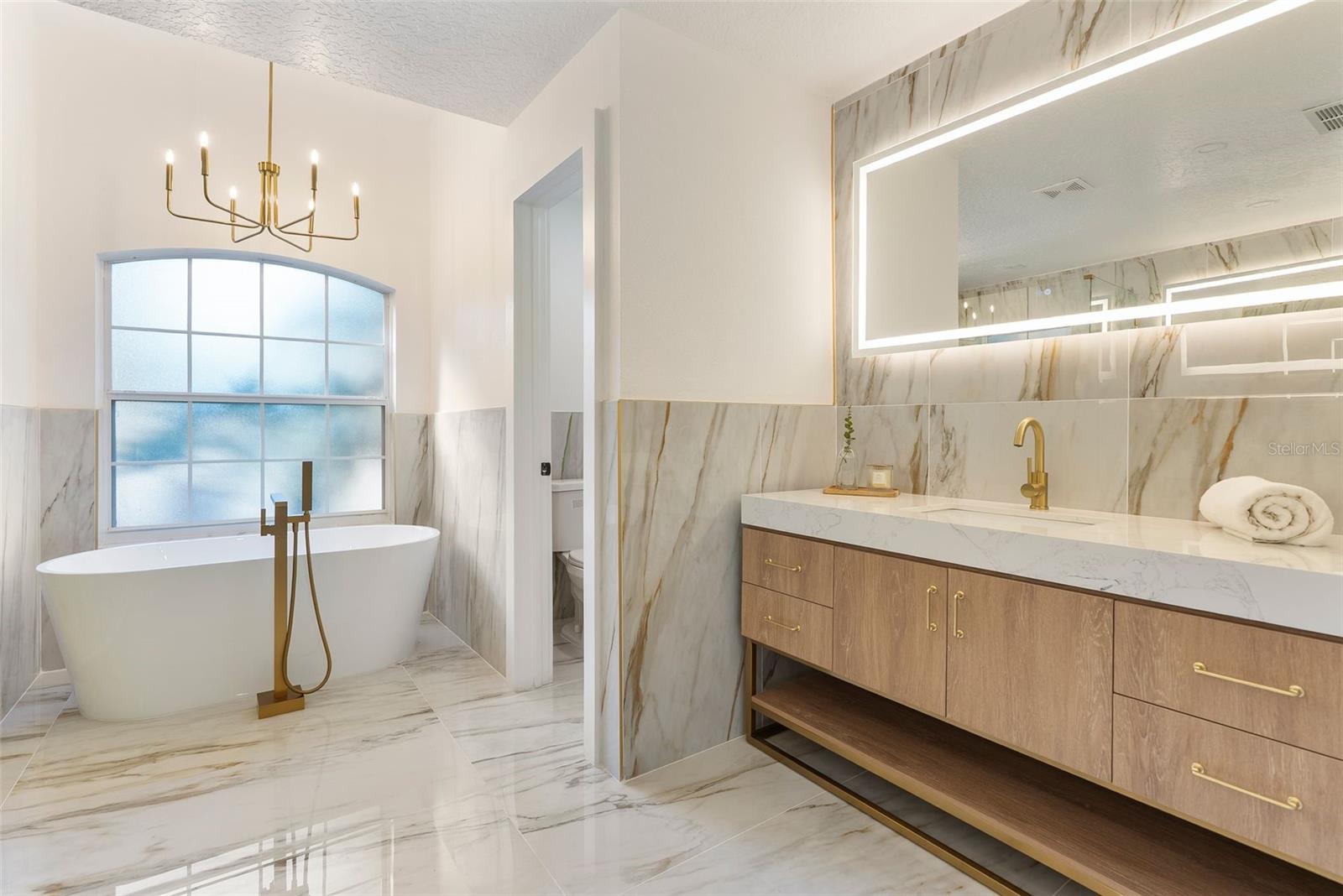 Image 7 of 43 For 2666 Winnemissett Oaks Drive