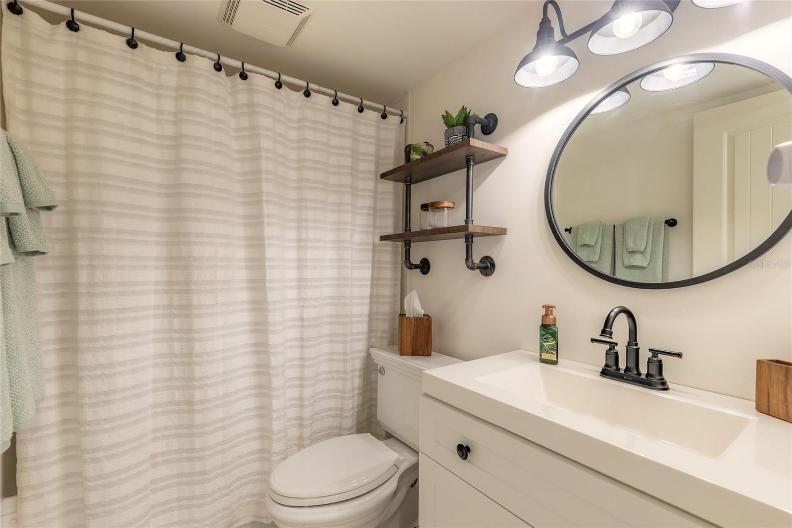 Image 15 of 29 For 4831 Saxon Drive 1060