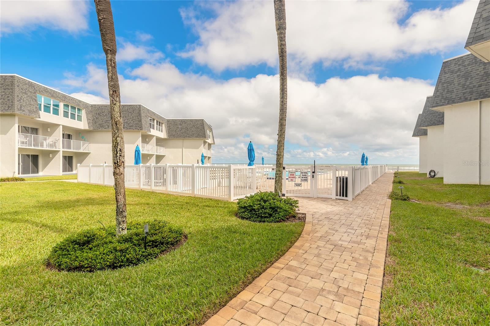 Image 22 of 29 For 4831 Saxon Drive 1060