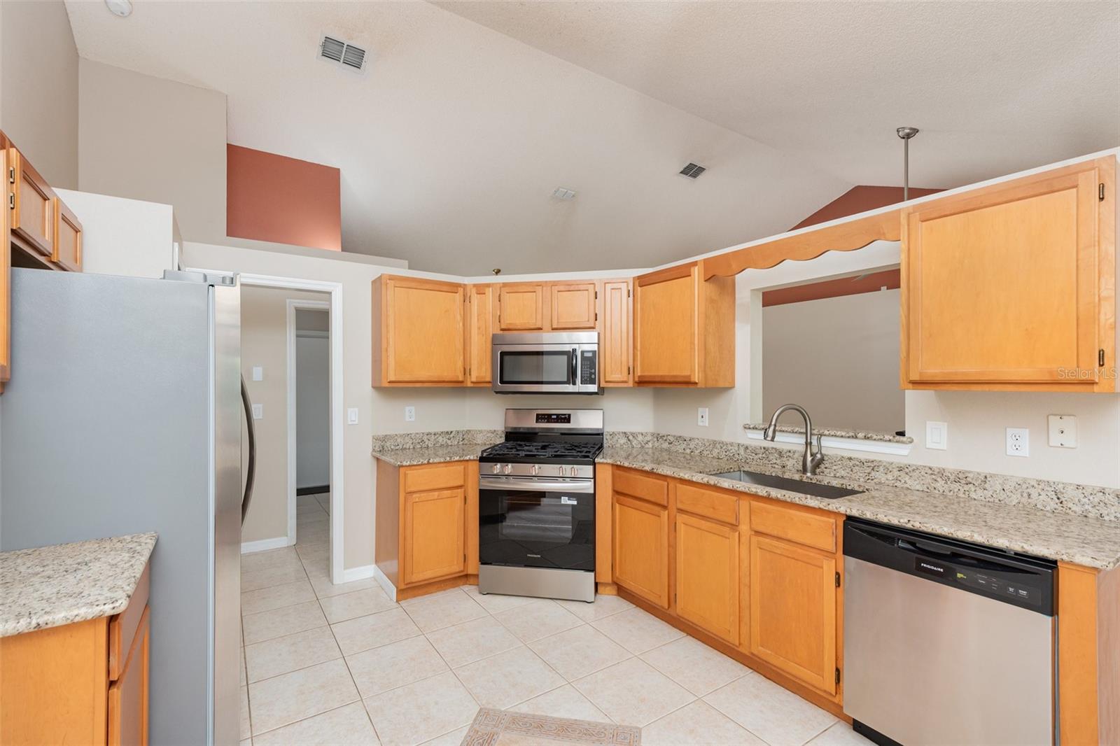 Image 6 of 28 For 1545 12th Street